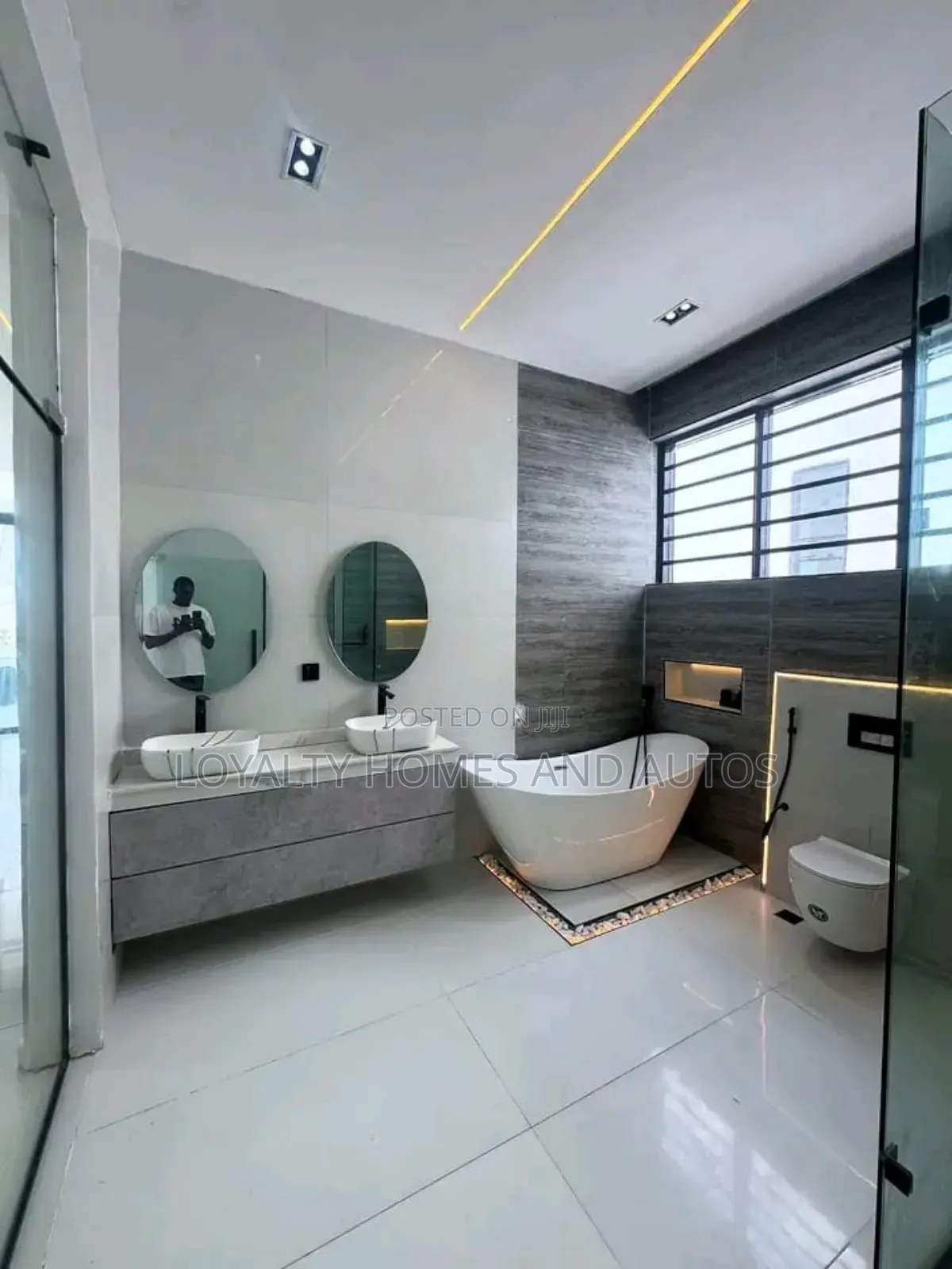 5bdrm Duplex in Ajah Lagos Island, Lekki for sale in Lekki