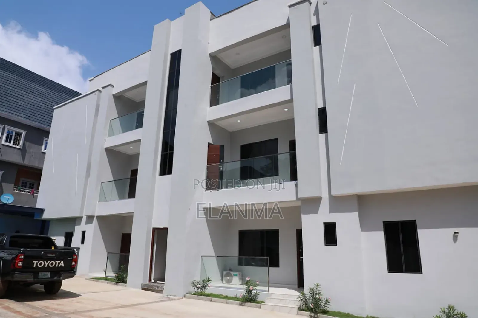 Luxury 2 Bedroom Apartment in Durumi