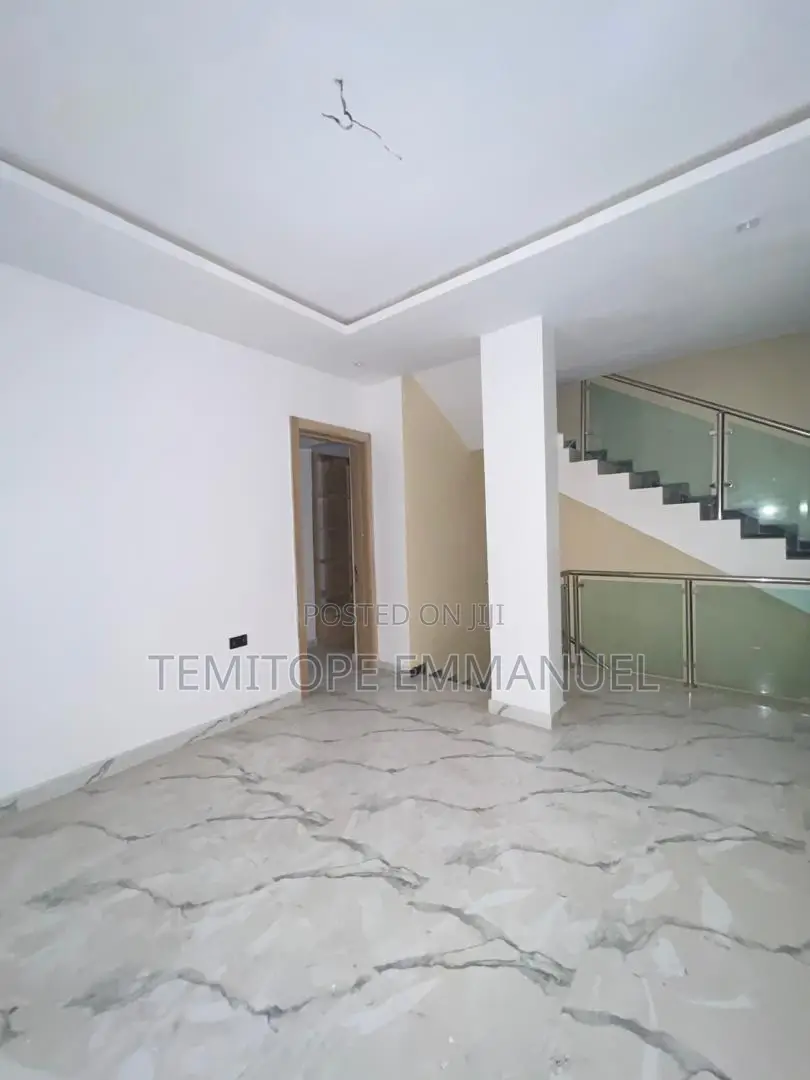 Furnished 5bdrm Duplex in Lekki, Phase 1 for sale in Lekki Phase 1