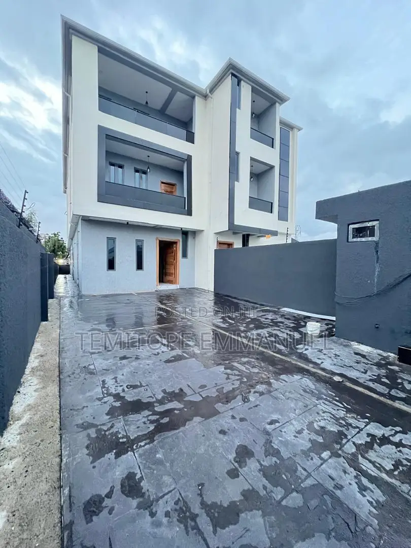 Furnished 5bdrm Duplex in Lekki, Phase 1 for sale in Lekki Phase 1