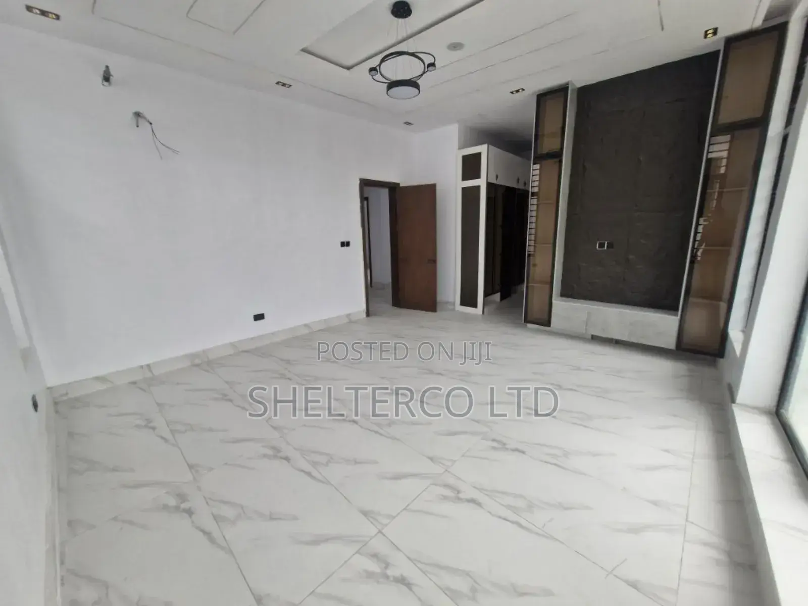 3bdrm Apartment in Gated Close, Ogba for sale in Ogba