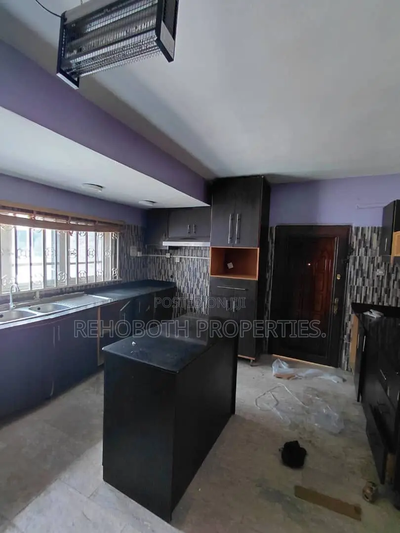 4bdrm Duplex in Adepate Estate, Idishin for rent in Idishin