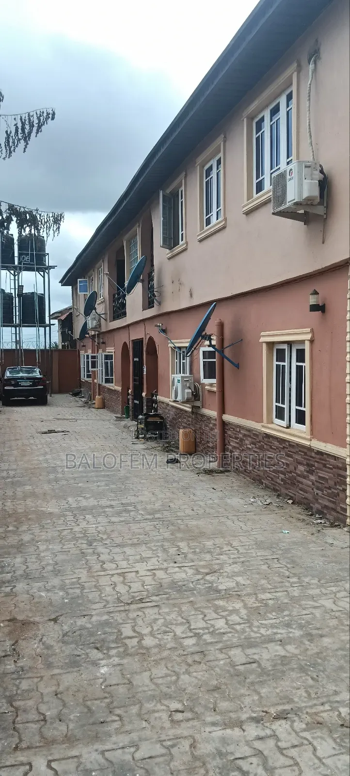 Furnished 9bdrm House in Balofem Properties &, Abeokuta South for sale in Abeokuta South