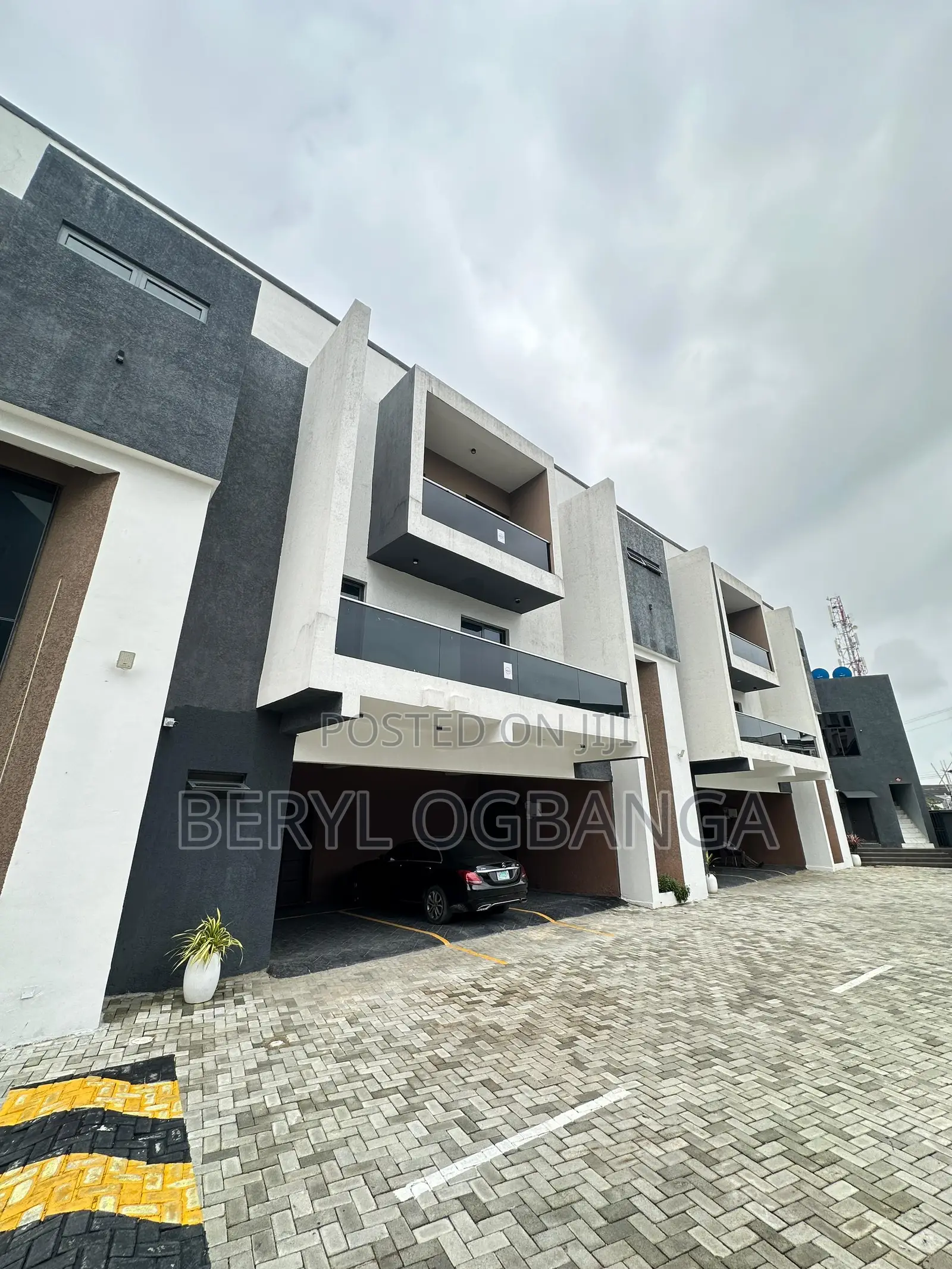 2bdrm Apartment in Ikate for sale in Ikate