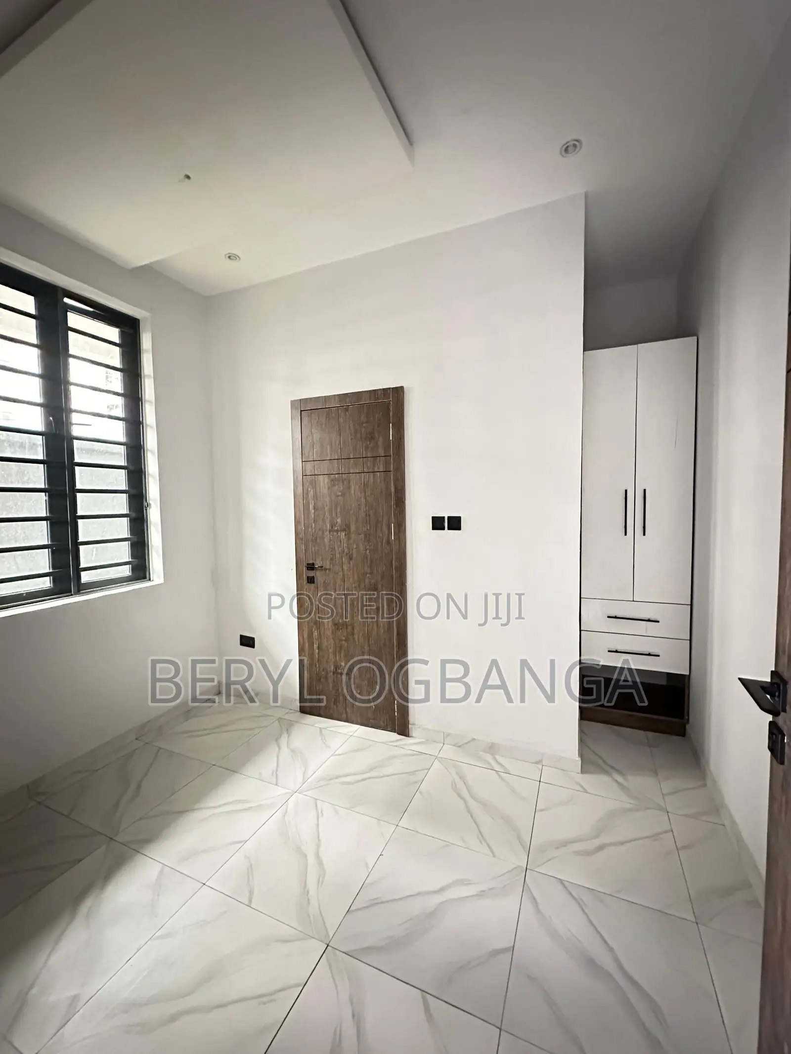 2bdrm Apartment in Ikate for sale in Ikate