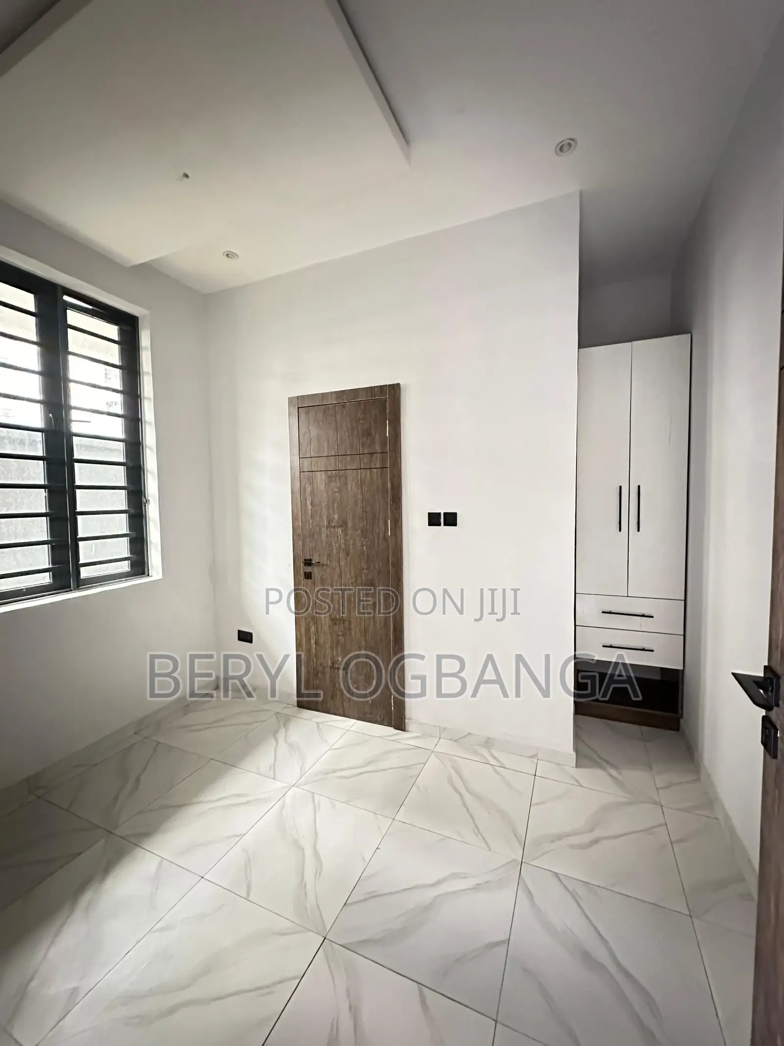 2bdrm Apartment in Ikate for sale in Ikate