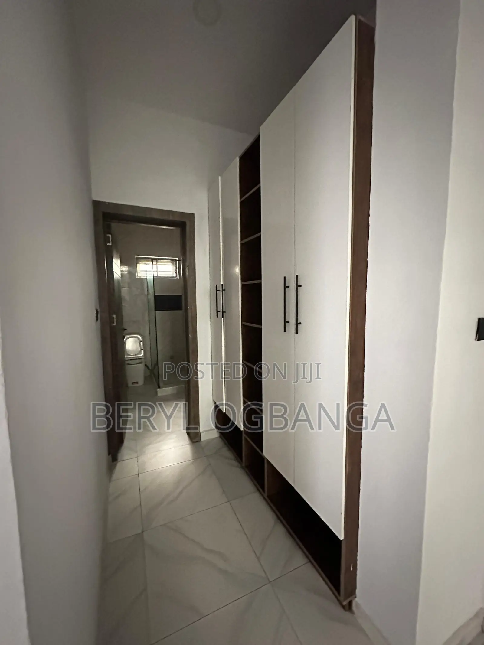 2bdrm Apartment in Ikate for sale in Ikate