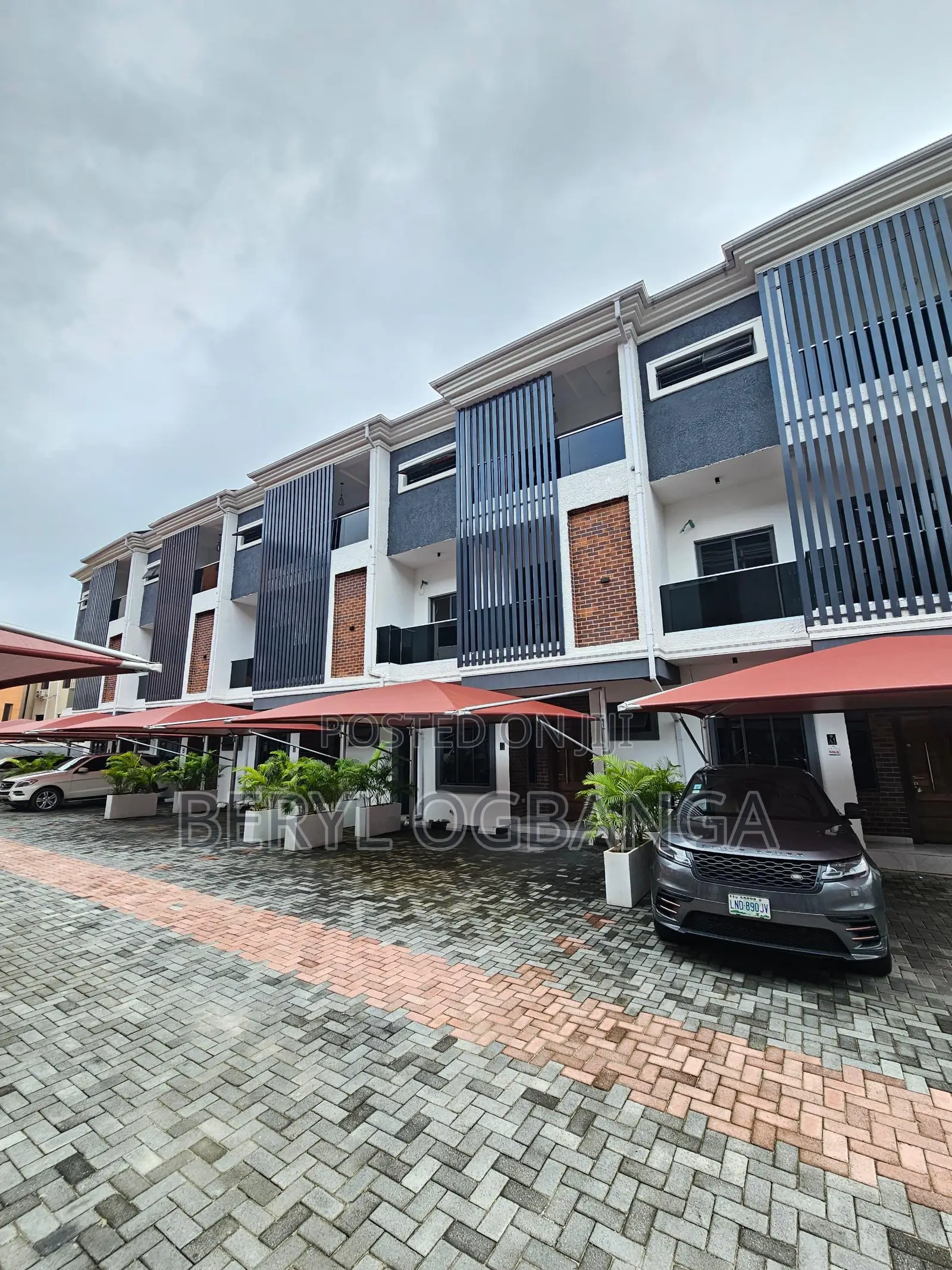 4bdrm Duplex in Ikate for sale in Ikate