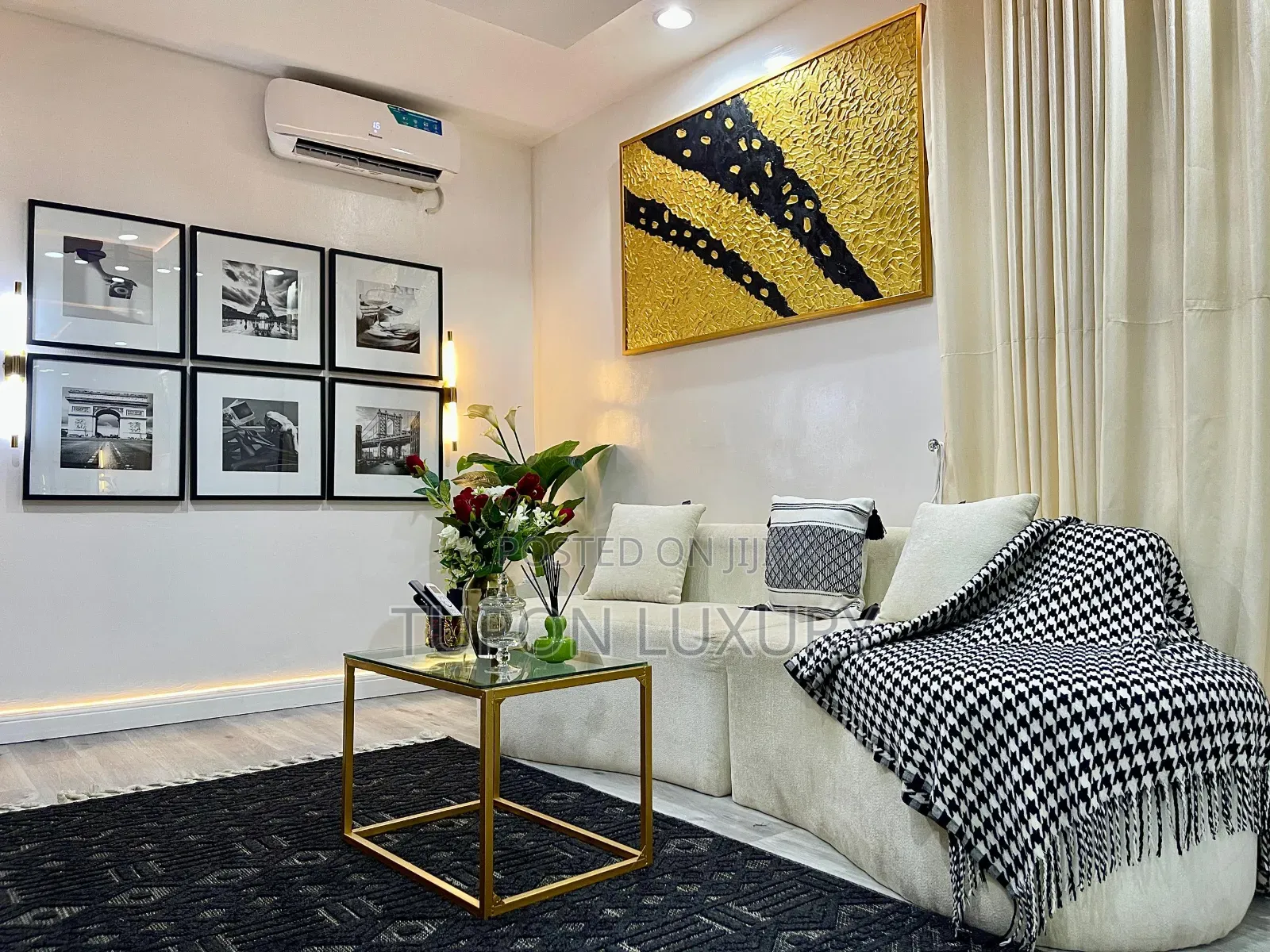 Luxury 1bedroom Apartment in Osapa in Lekki Phase 1