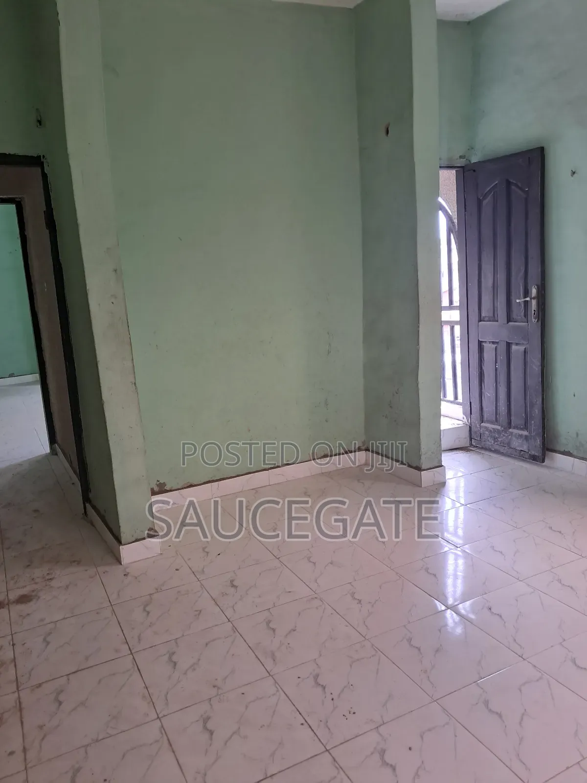 3bdrm Apartment in Onireke, Ojo for rent in Ojo