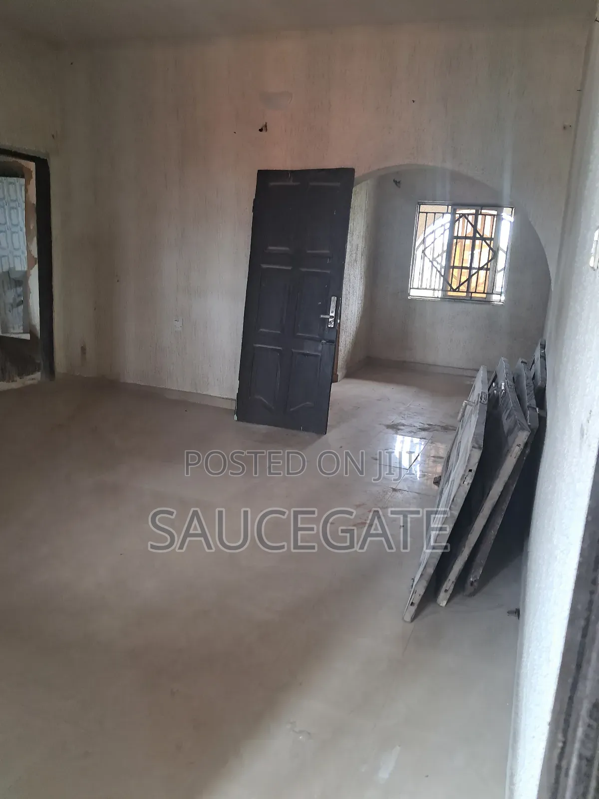 3bdrm Apartment in Onireke, Ojo for rent in Ojo