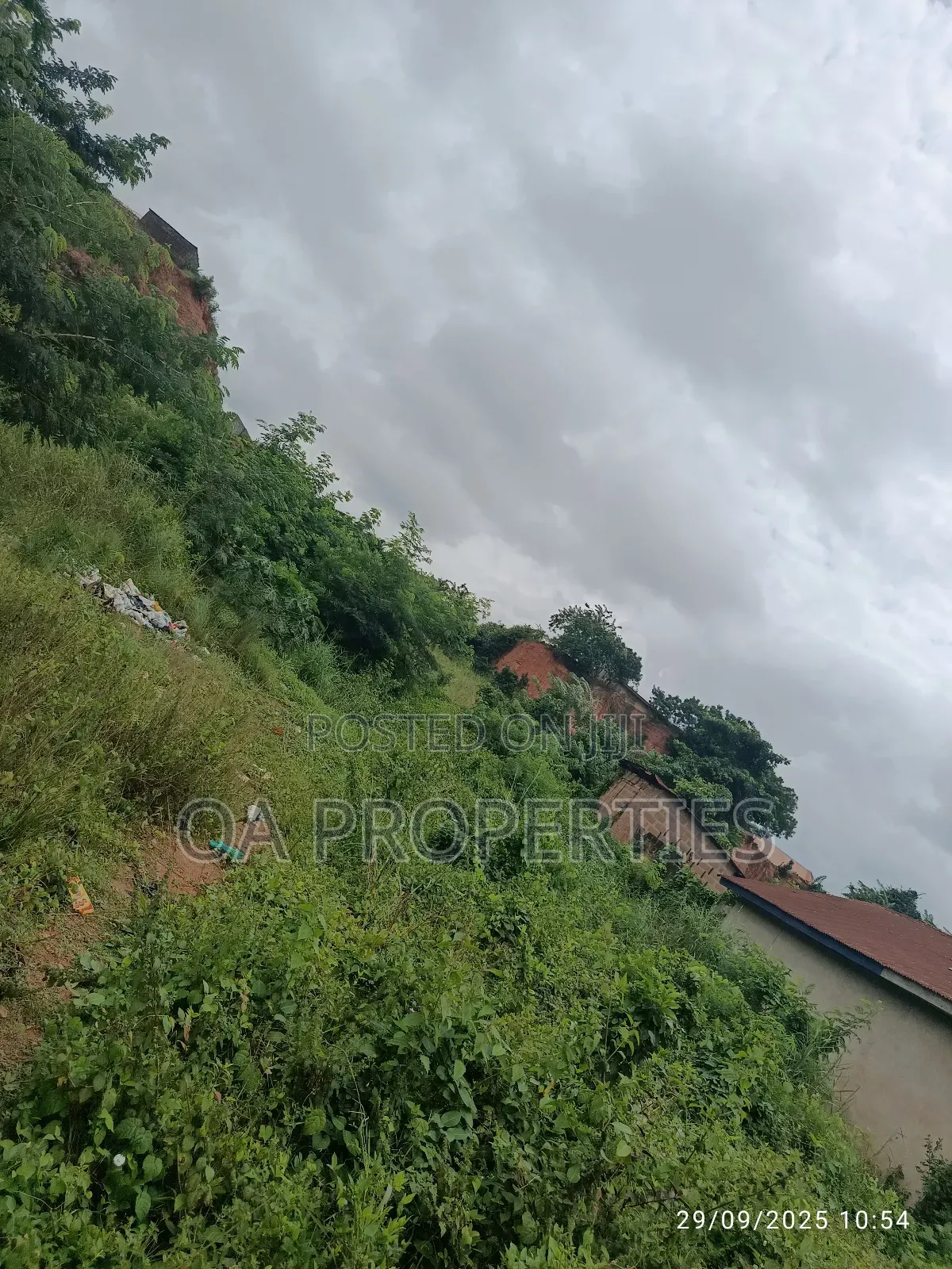 Commercial Land 5448 SQM 4sale at Item7 Ologuneru -Eleyele Rd, Ibadan. in Ibadan