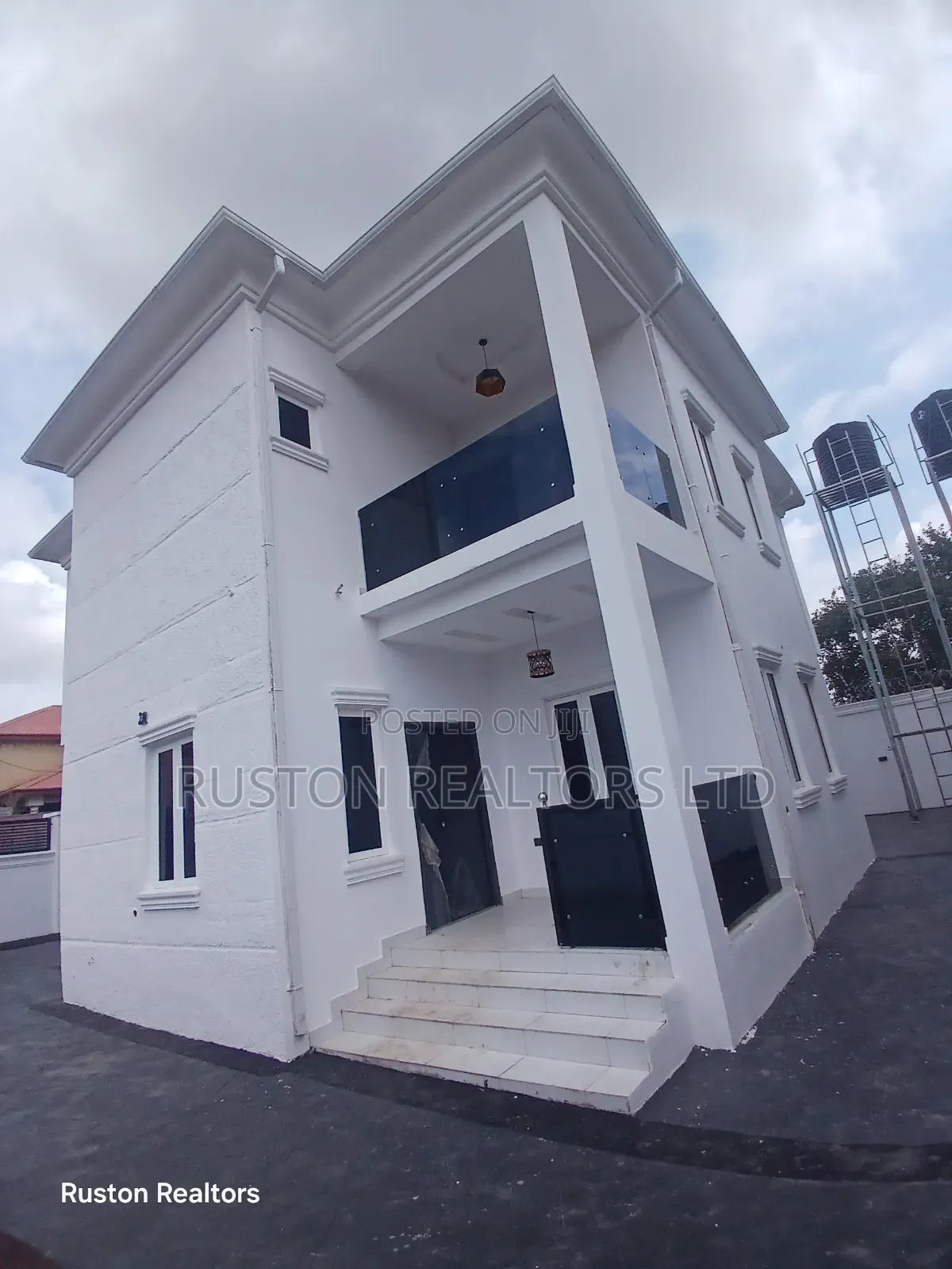 5bdrm Duplex in Bodija for sale in Bodija
