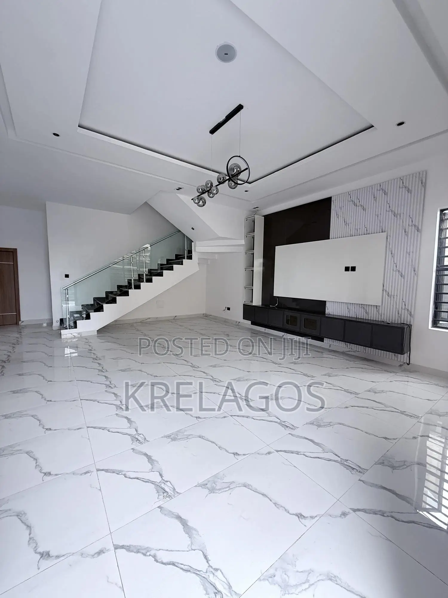 5bdrm Duplex in Sangotedo for sale in Sangotedo