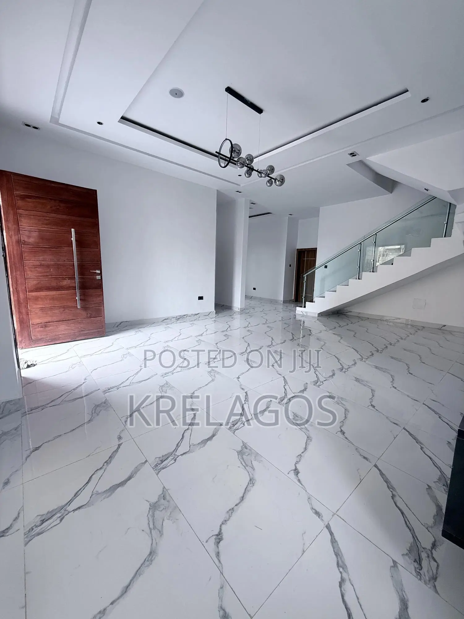 5bdrm Duplex in Sangotedo for sale in Sangotedo