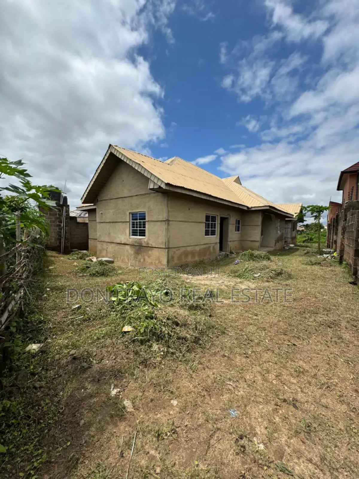 6bdrm Block of Flats in Ajara Community, Akobo for sale in Akobo