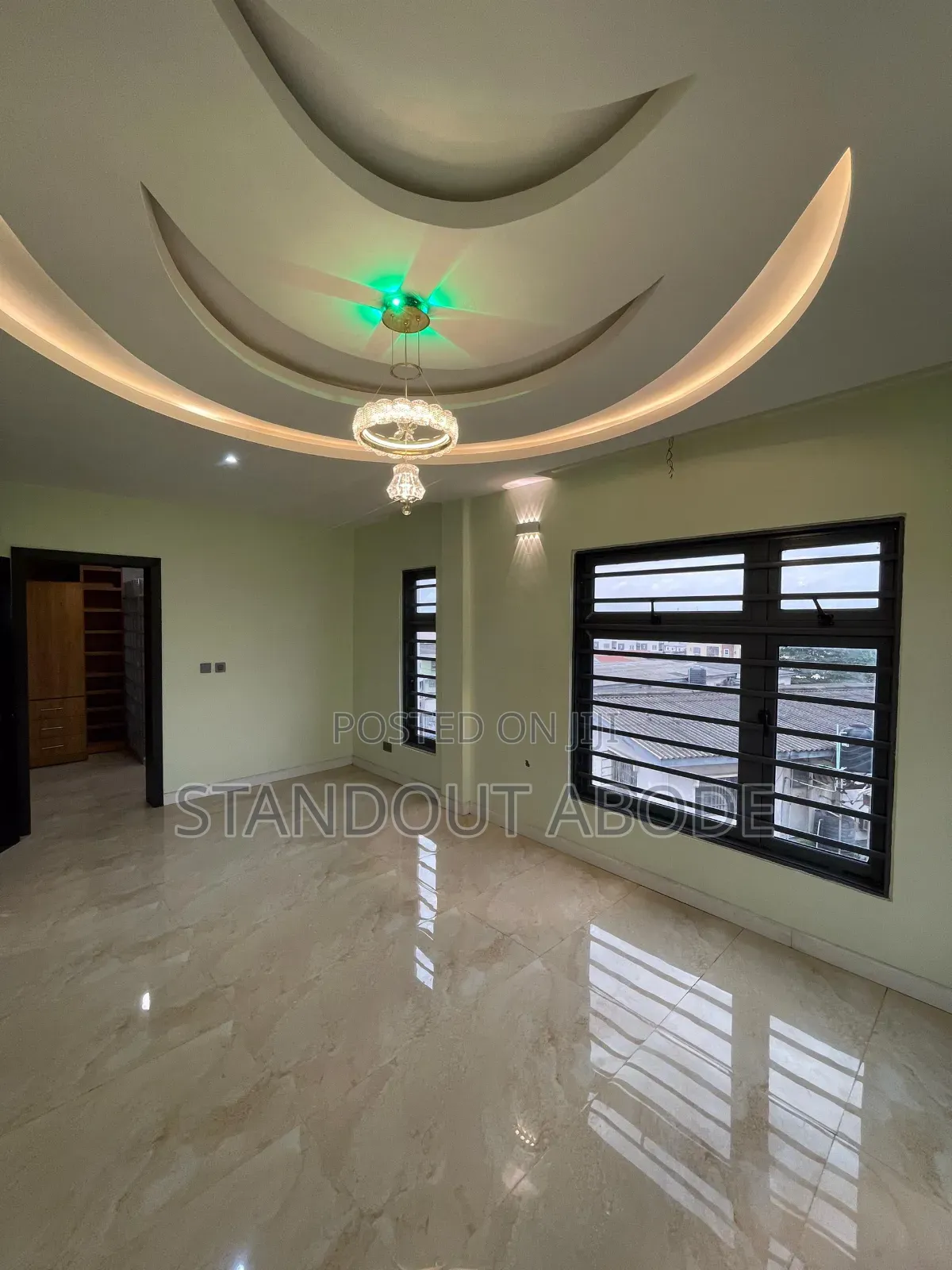 5bdrm Duplex in Inside Estate, Maryland for sale in Maryland