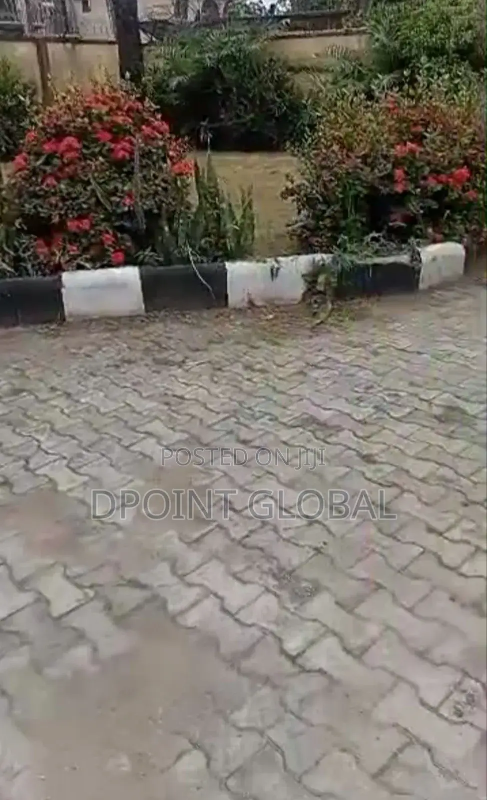 9bdrm Duplex in Not Estate, Apapa for sale in Apapa