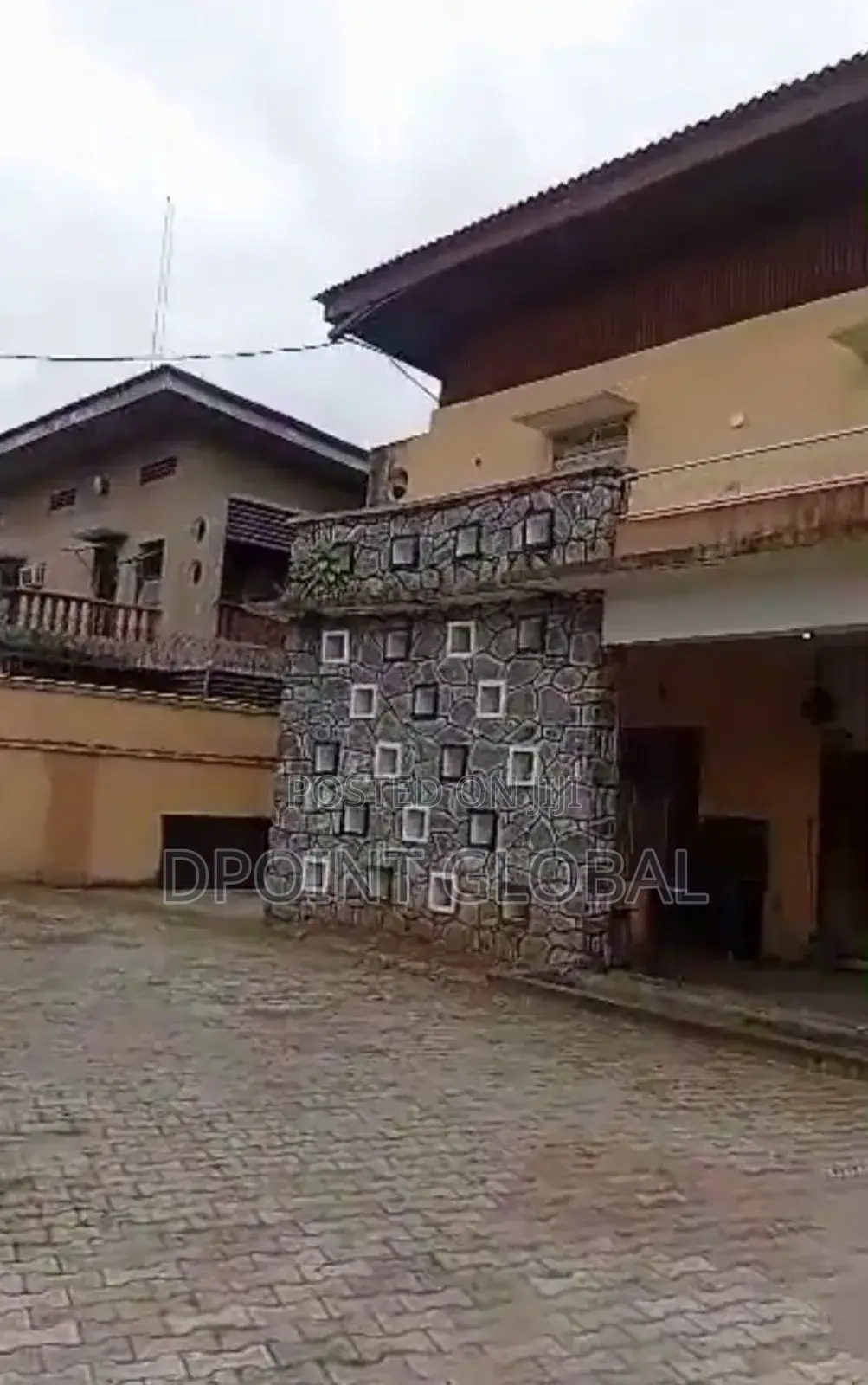9bdrm Duplex in Not Estate, Apapa for sale in Apapa