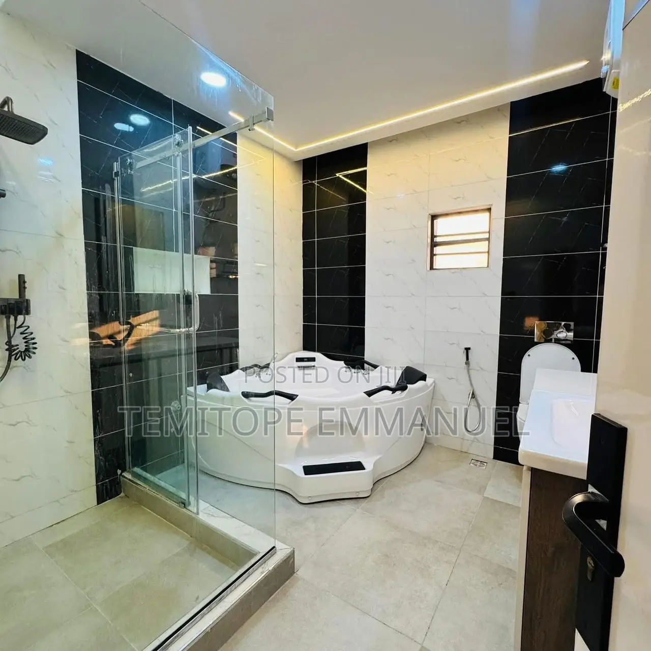 Furnished 4bdrm Duplex in Igando, Lagos for sale in Ikotun/Igando