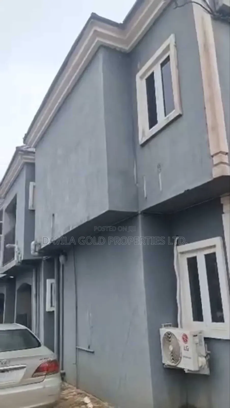 12bdrm Block of Flats in Benin City for sale in Benin City