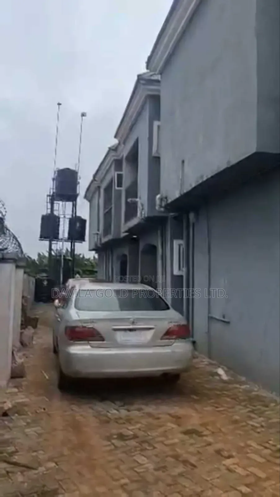 12bdrm Block of Flats in Benin City for sale in Benin City