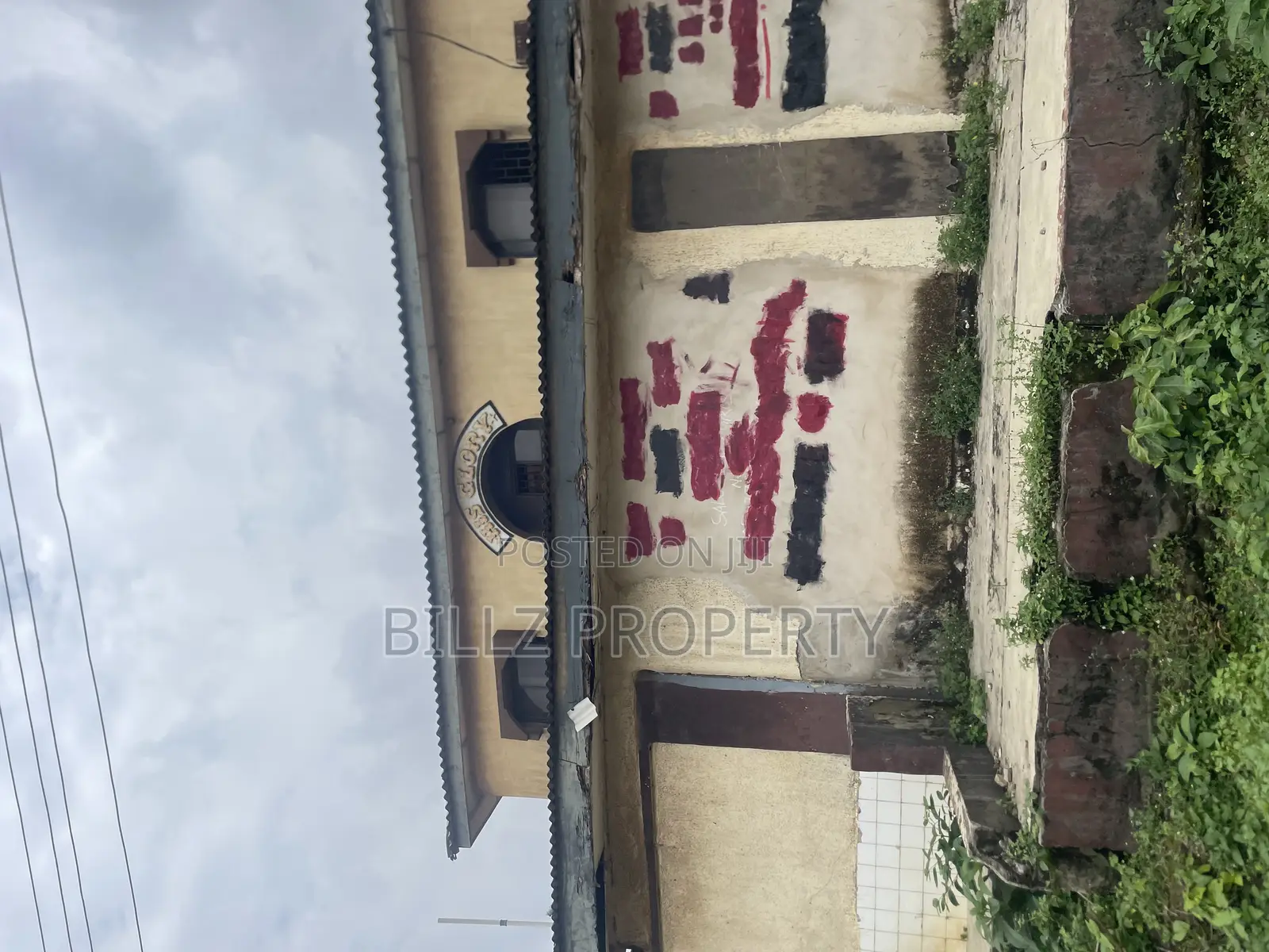 3bdrm Block of Flats in Omologede, Abule Egba for sale in Abule Egba