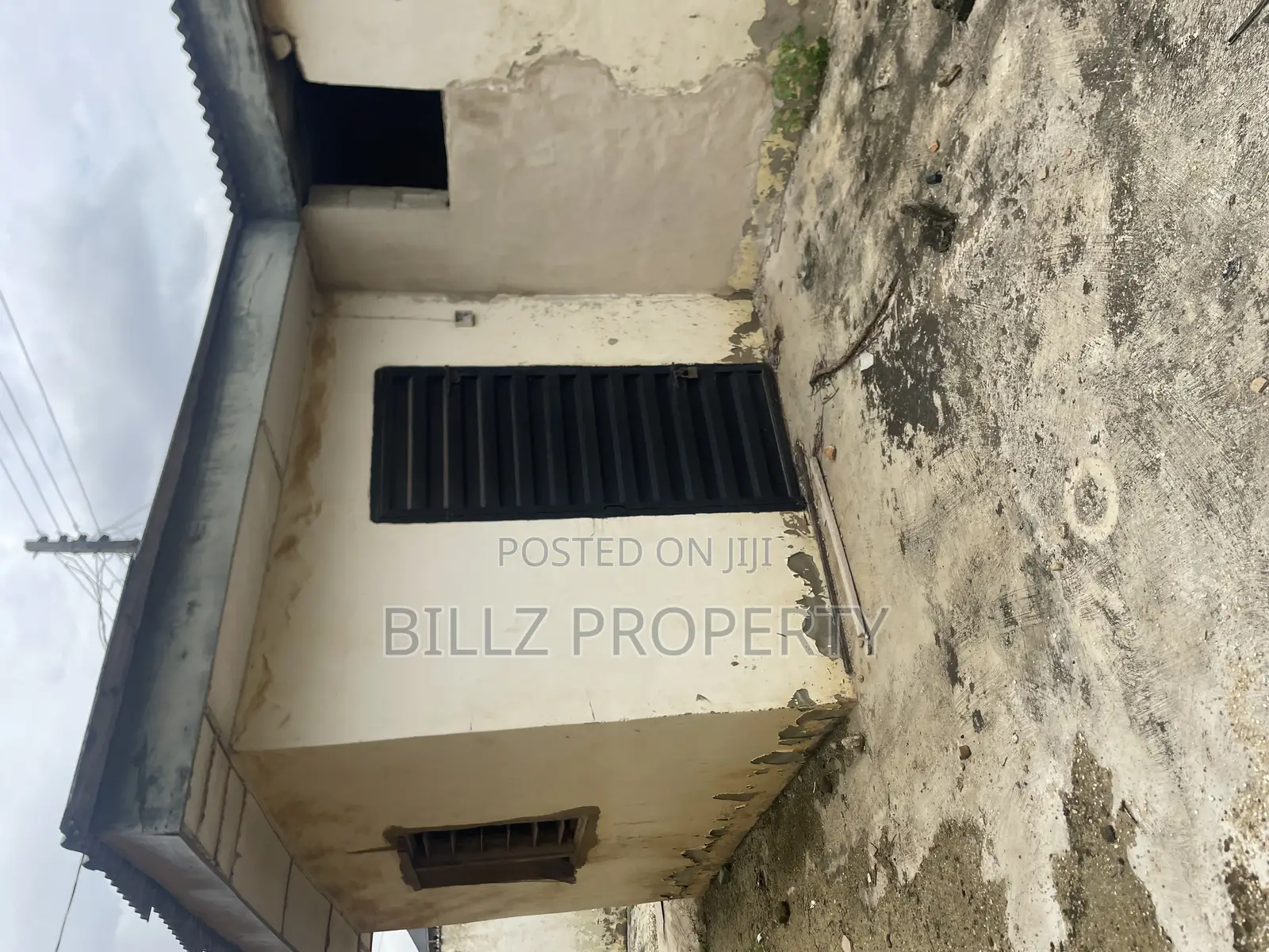 3bdrm Block of Flats in Omologede, Abule Egba for sale in Abule Egba