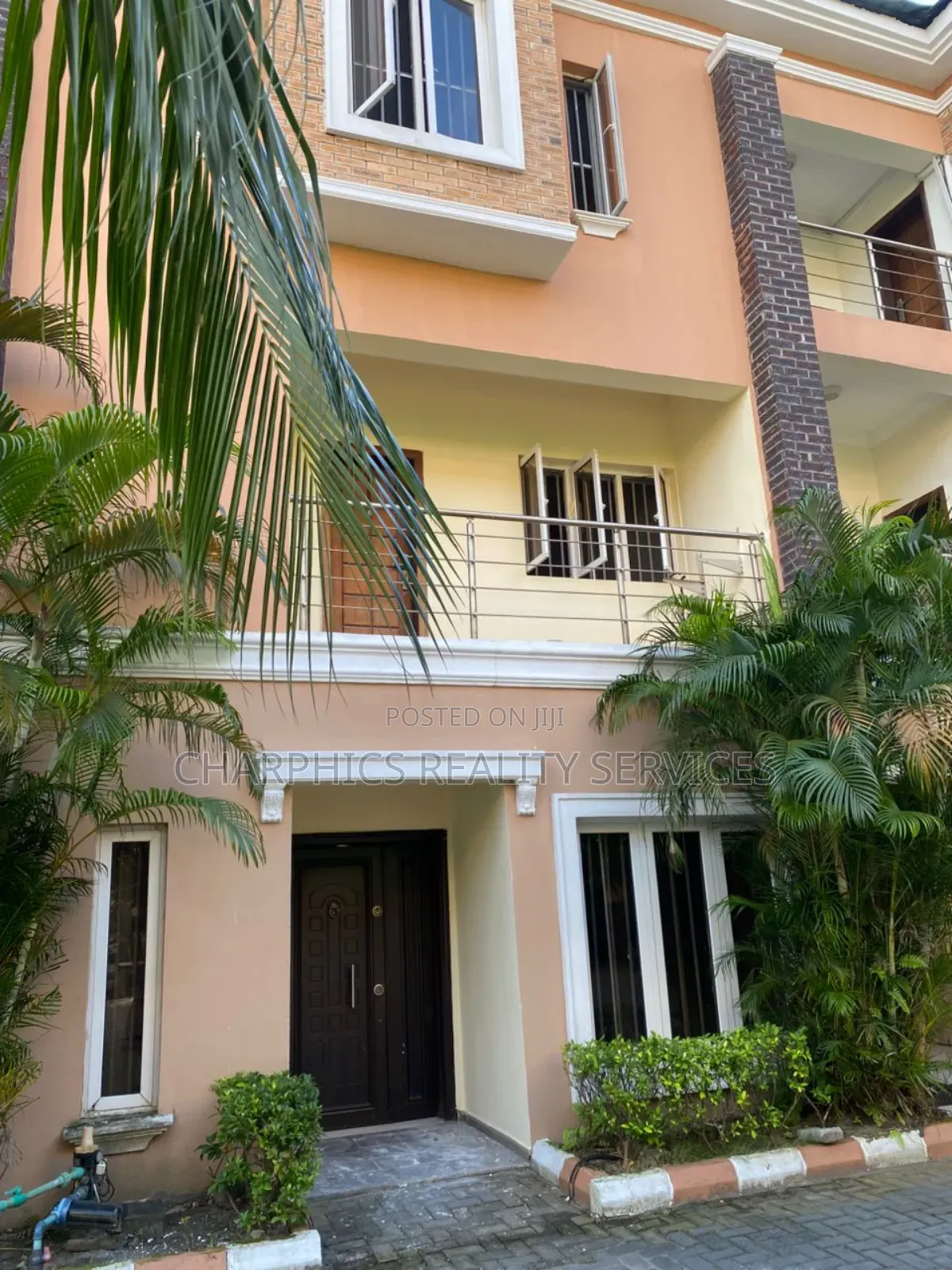 4bdrm Duplex in Osapa london for sale in Osapa london