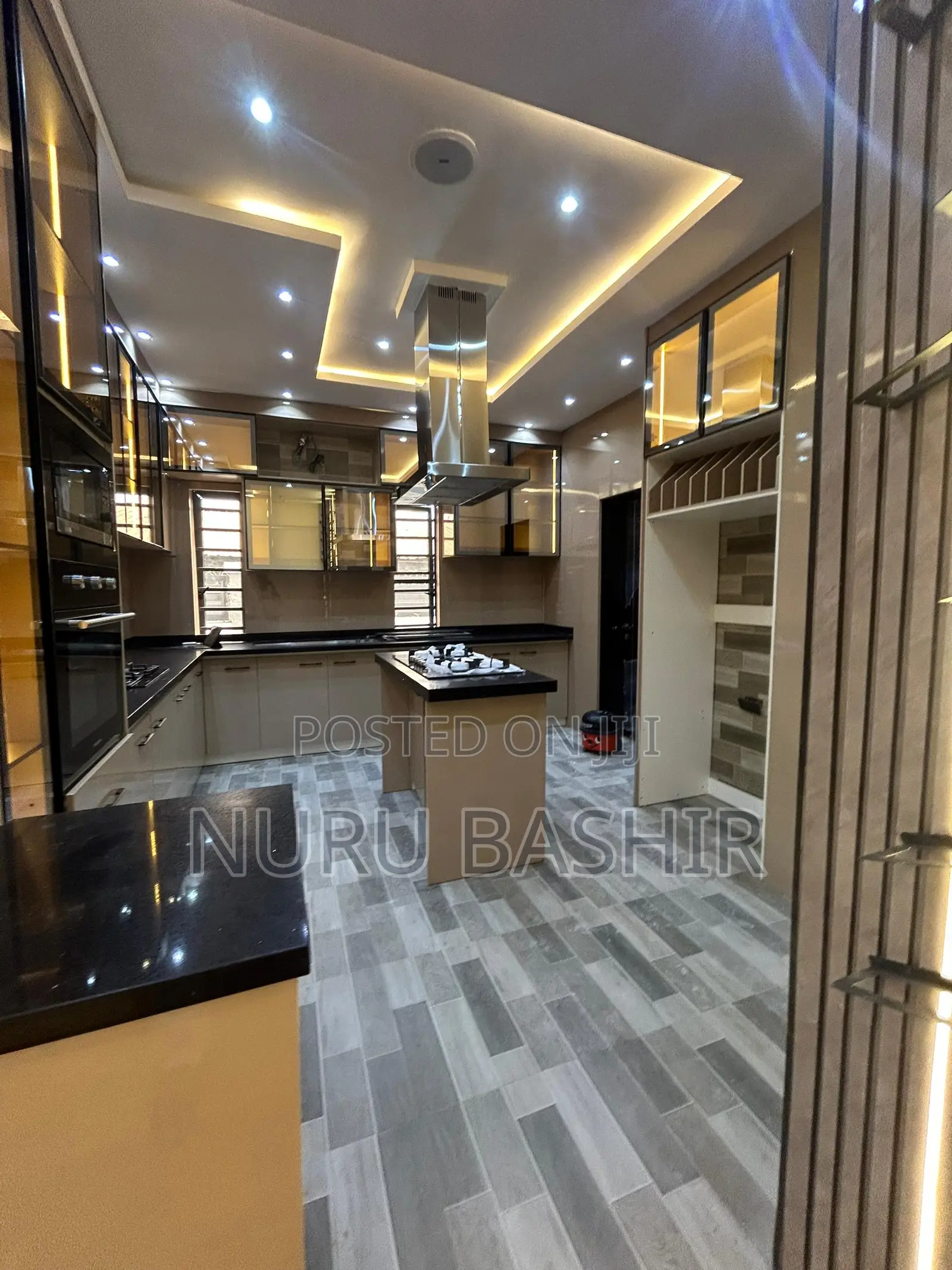 Furnished 4bdrm Duplex in Oluyole Estate for sale in Oluyole Estate