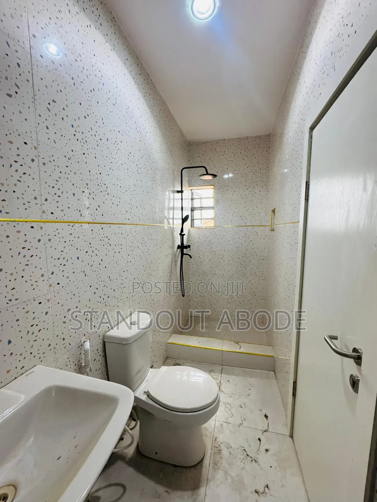 4bdrm Duplex in Ogba for sale in Ogba