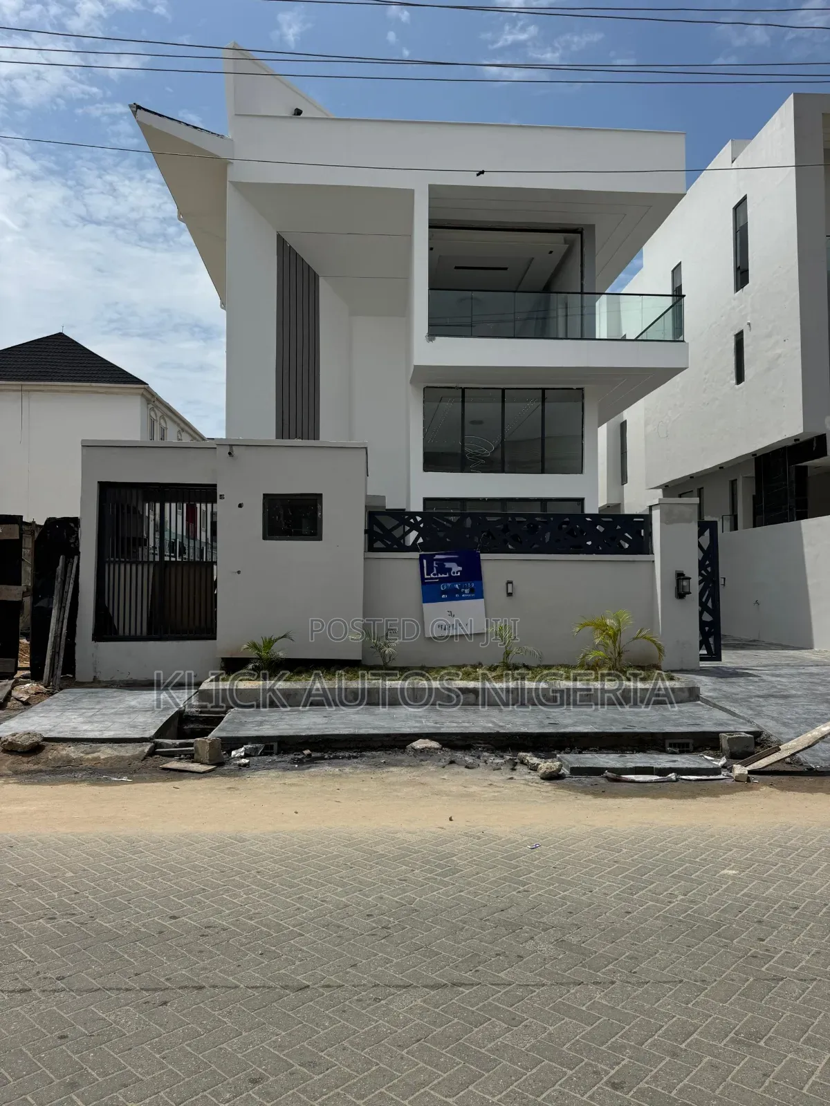 Furnished 5bdrm Duplex in Lekki for sale in Lekki