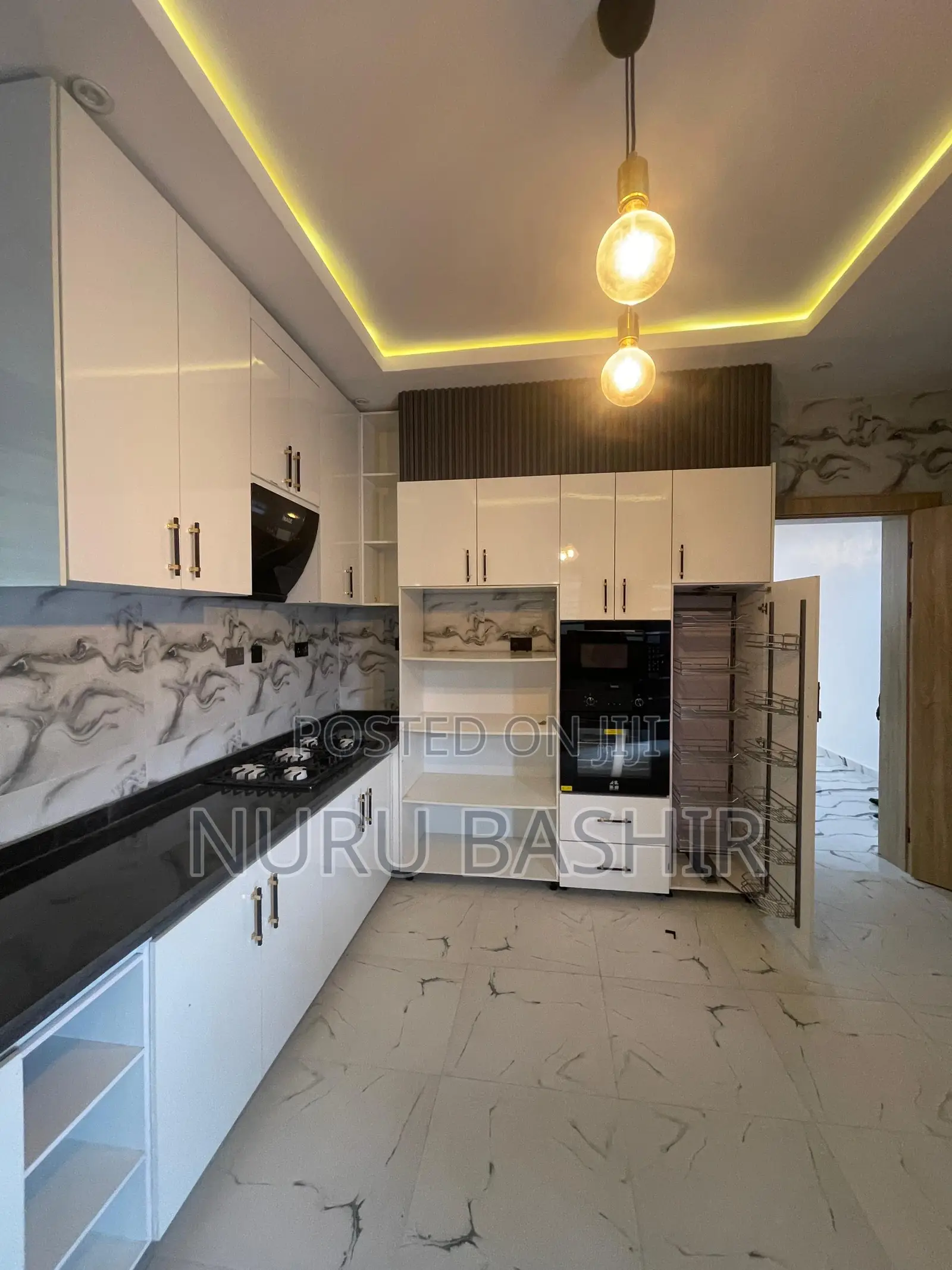 Furnished 5bdrm Duplex in Oluyole Estate for sale in Oluyole Estate