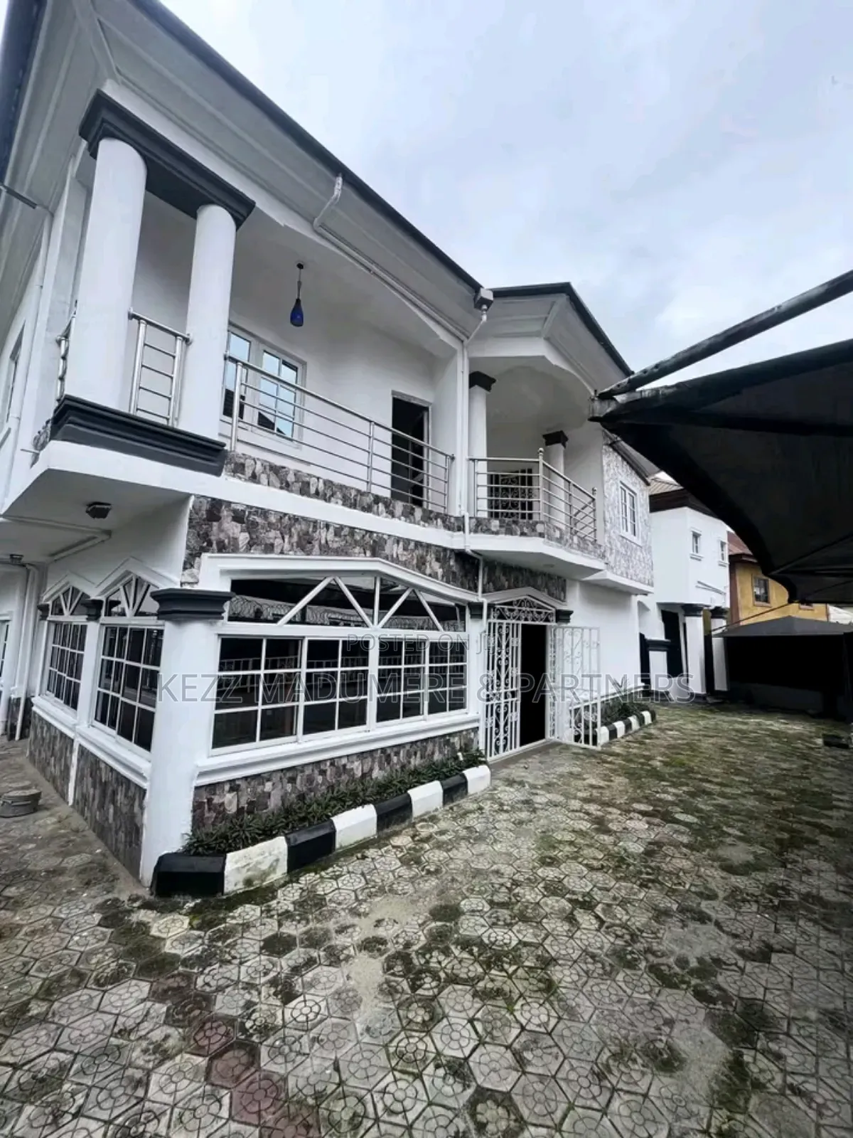 4bdrm Duplex in Doxa ,  Off Dr Peter for sale in Port-Harcourt