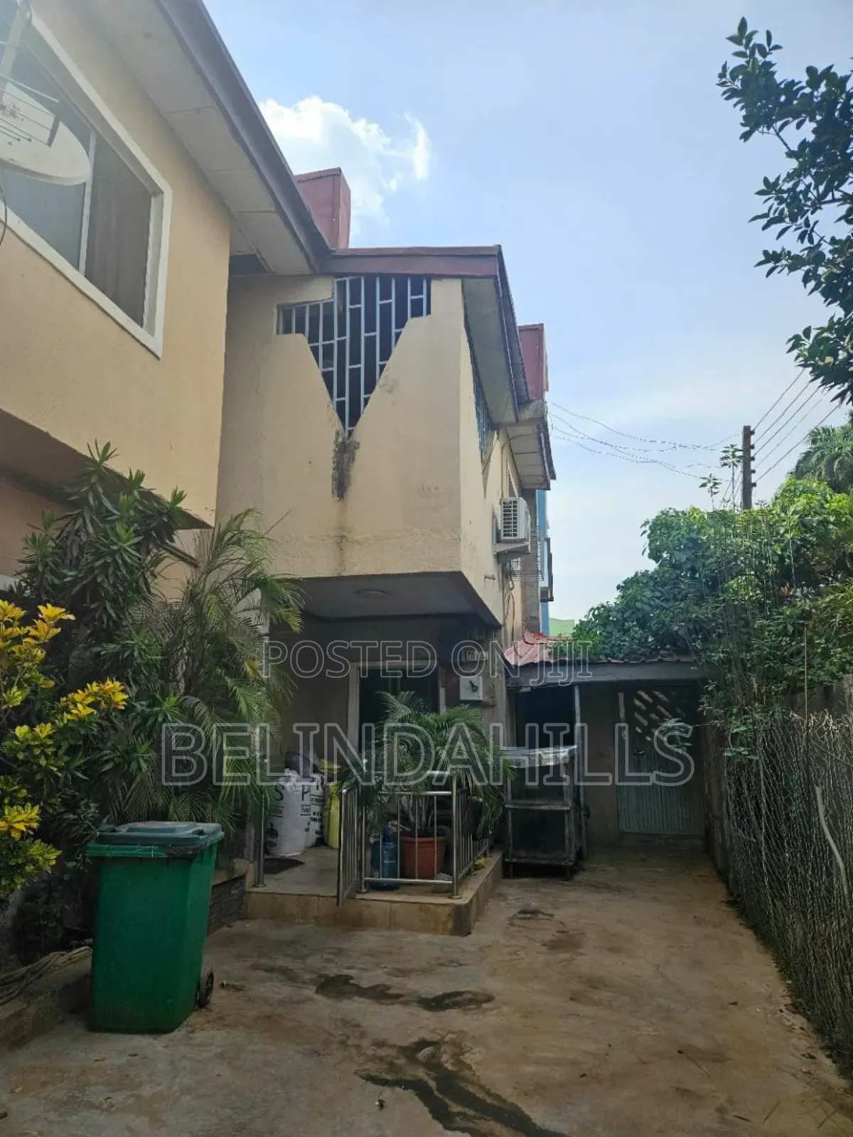 Furnished 4bdrm Townhouse/Terrace in Kado for sale in Kado
