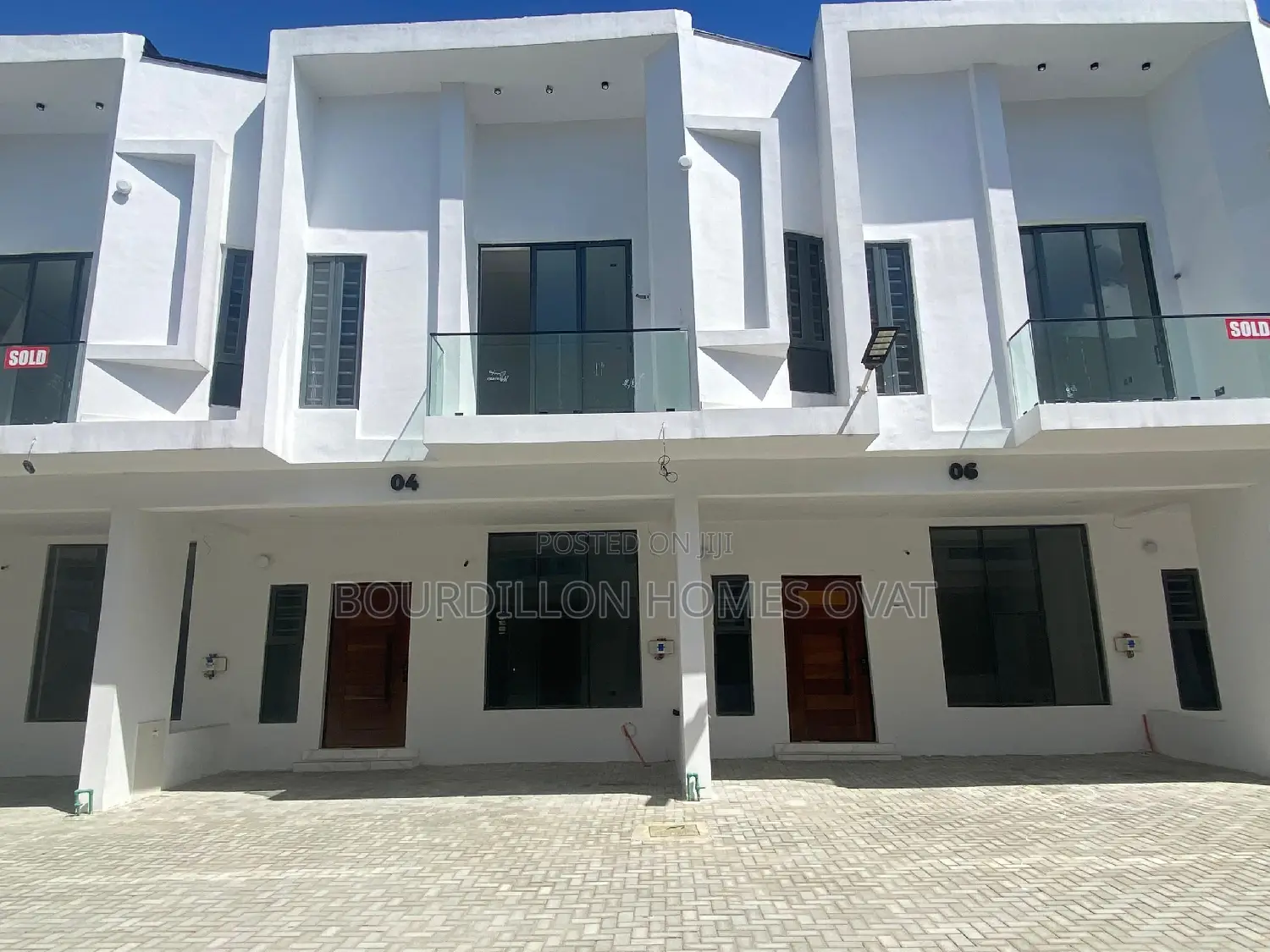 4bdrm Duplex in Harris Drive/Vgc for sale in Lekki