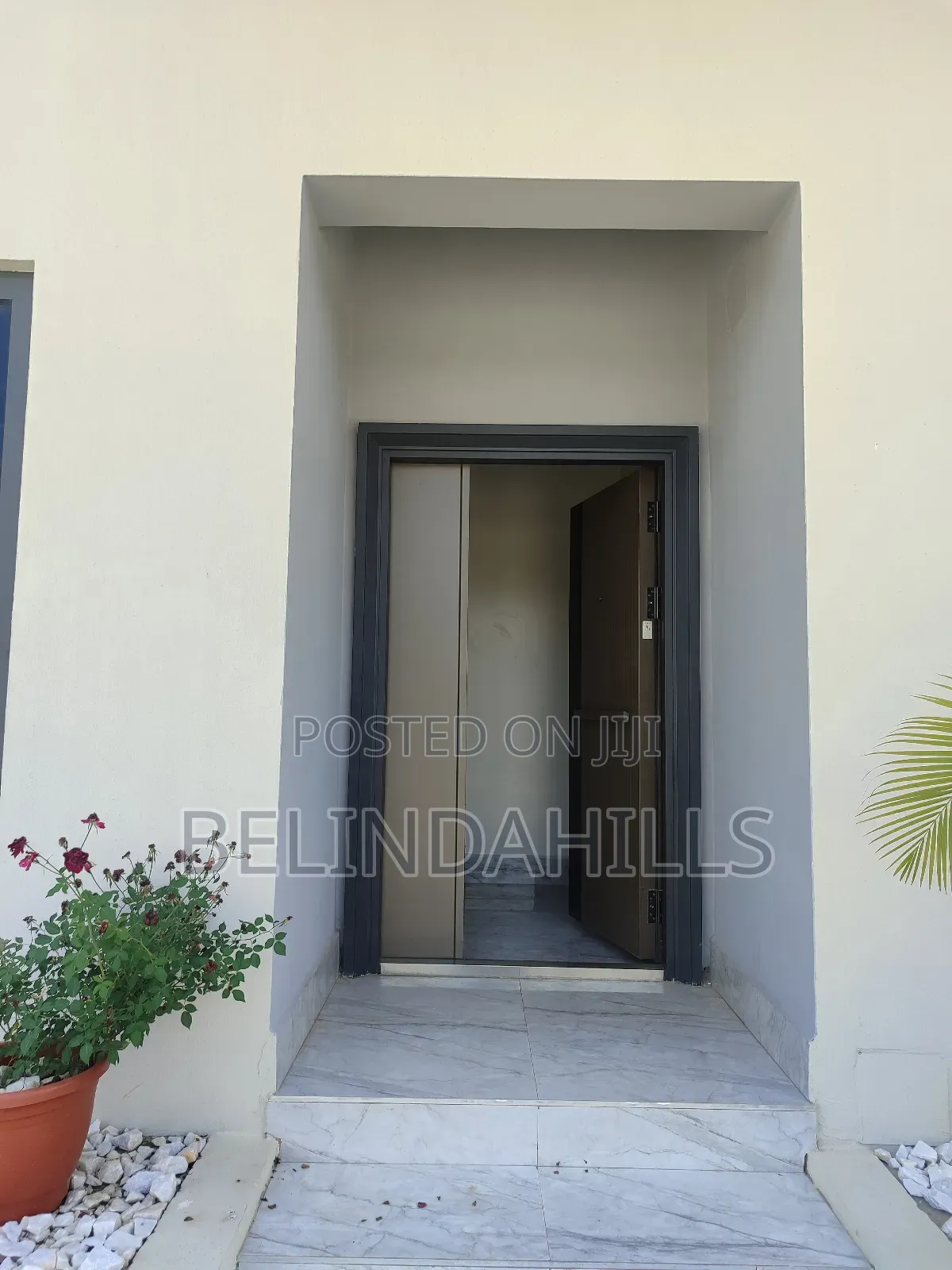 5bdrm Townhouse/Terrace in Kado for sale in Kado