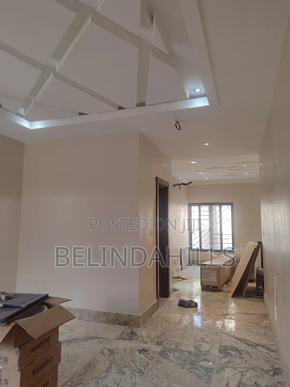 5bdrm Townhouse/Terrace in Utako for sale in Utako