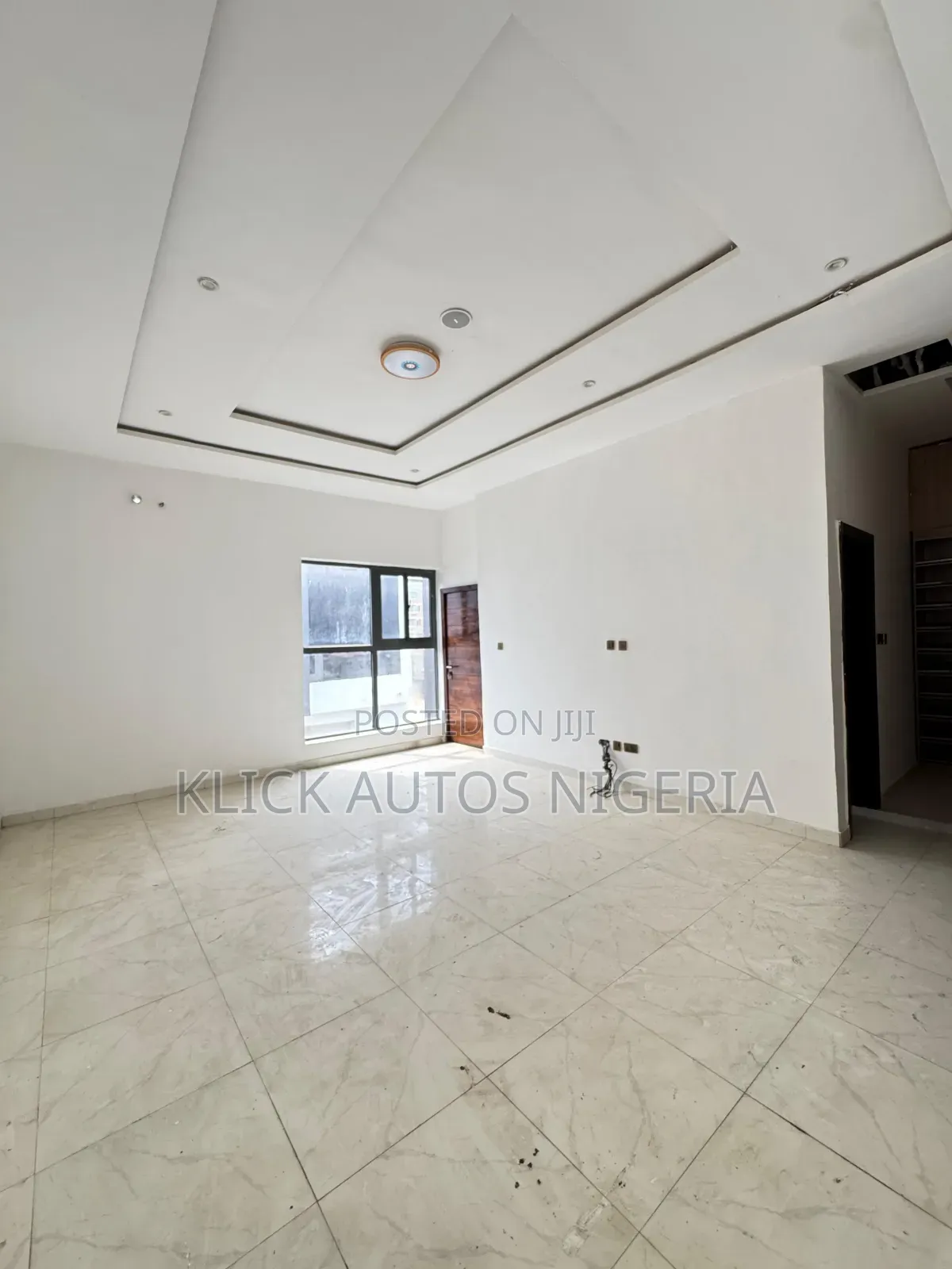 Furnished 5bdrm Townhouse/Terrace in Igbo-efon for sale in Igbo-efon