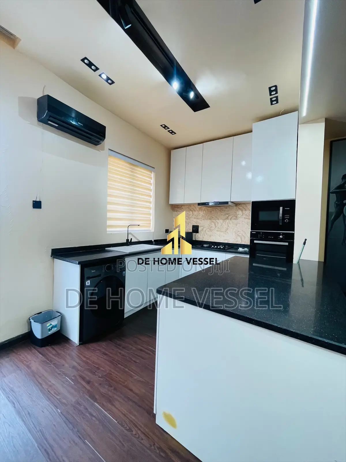 Furnished 1bdrm Penthouse in Agungi for sale in Agungi