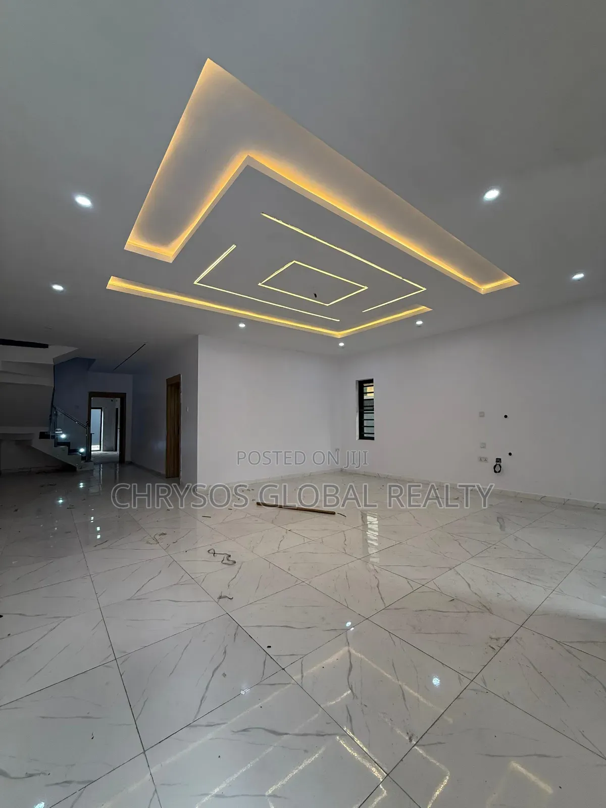 5bdrm Duplex in Okebadan Estate, Akobo for sale in Akobo