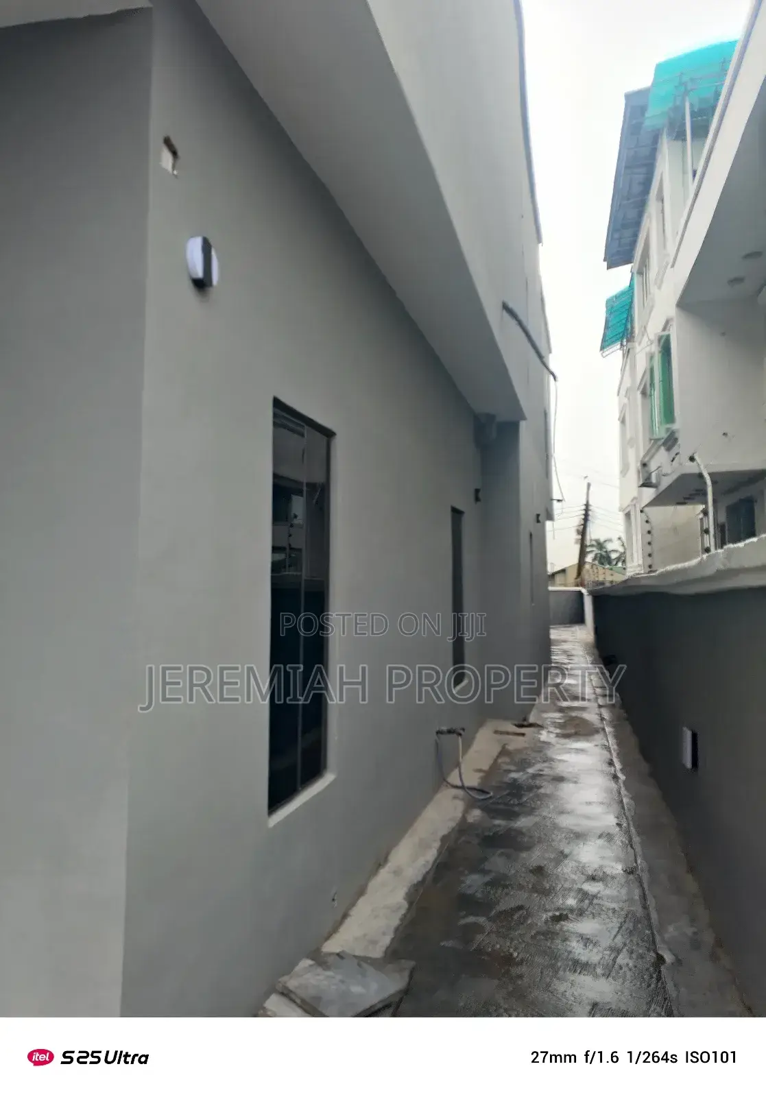 4bdrm Duplex in Omole Estate Phase 1, Berger for sale in Berger
