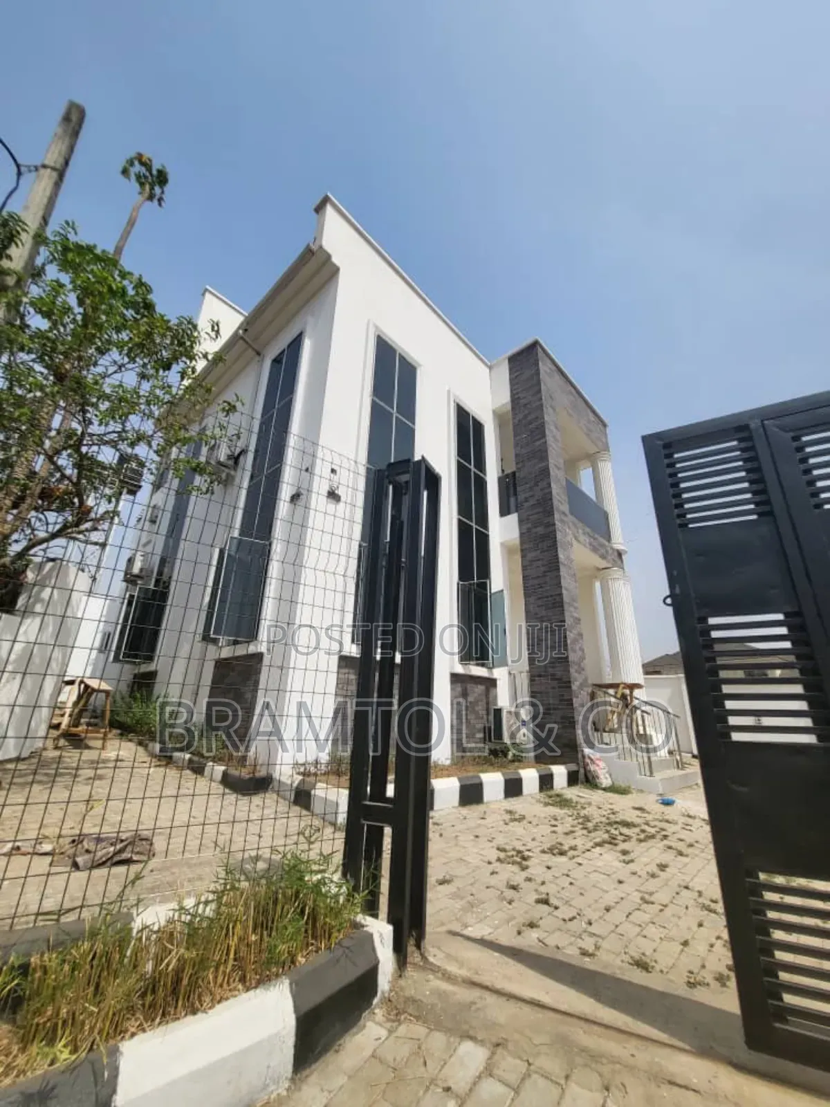 5bdrm Duplex in Idu Industrial for rent in Idu Industrial
