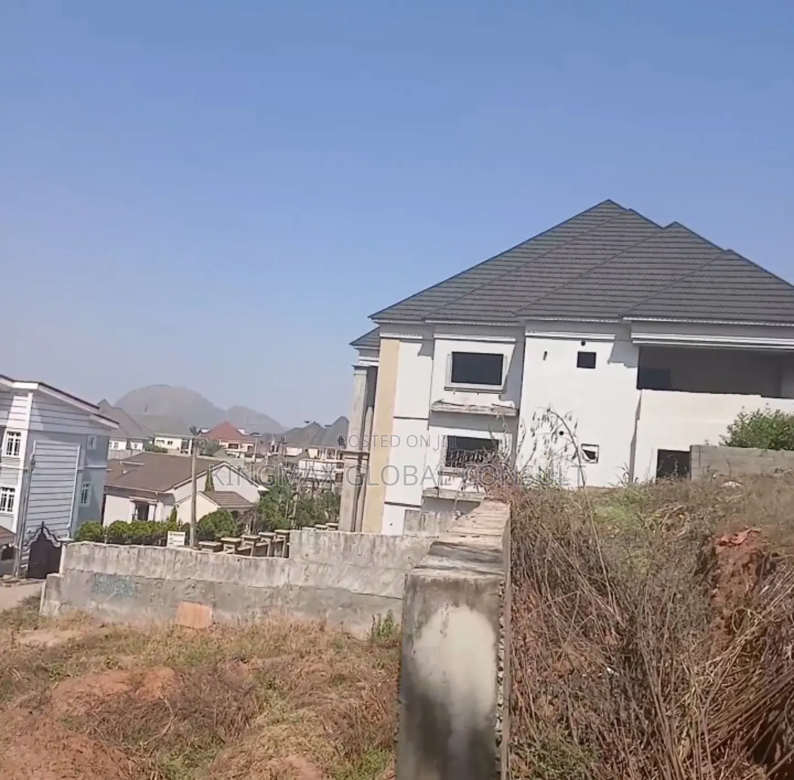 Plot For Sale: Size: 1,520m2 : C Of O/R Of O Purpose: Residential in Jabi