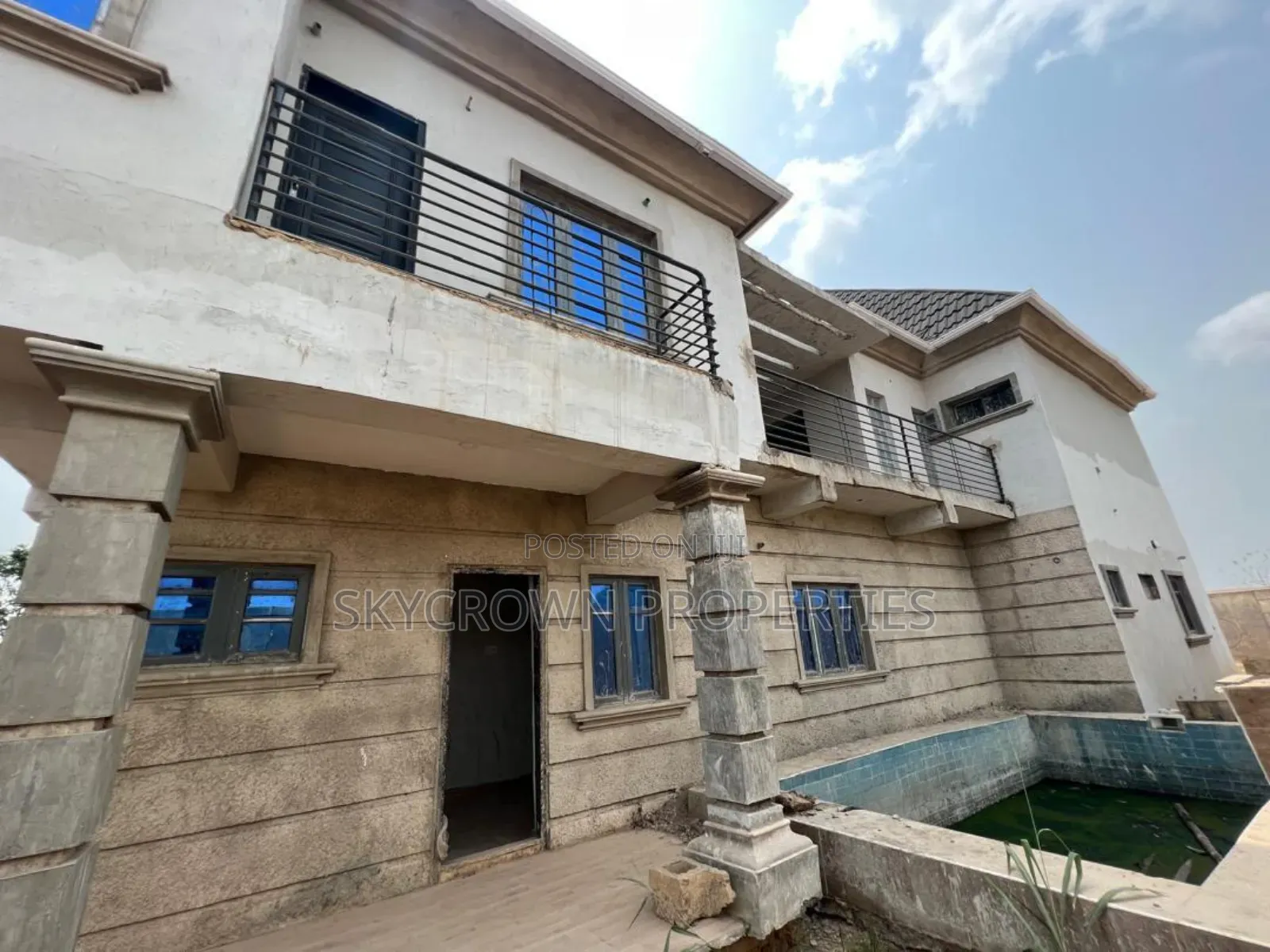 4bdrm Duplex in New Gra By Federal for sale in Osogbo