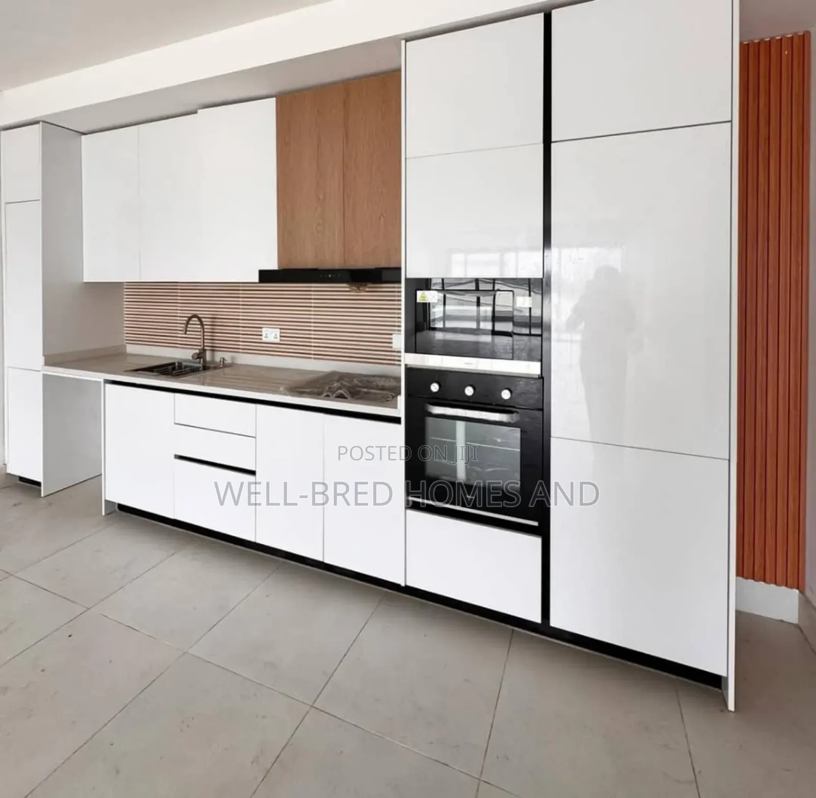 Mini Flat In Victoria Island For Sale in Victoria Island