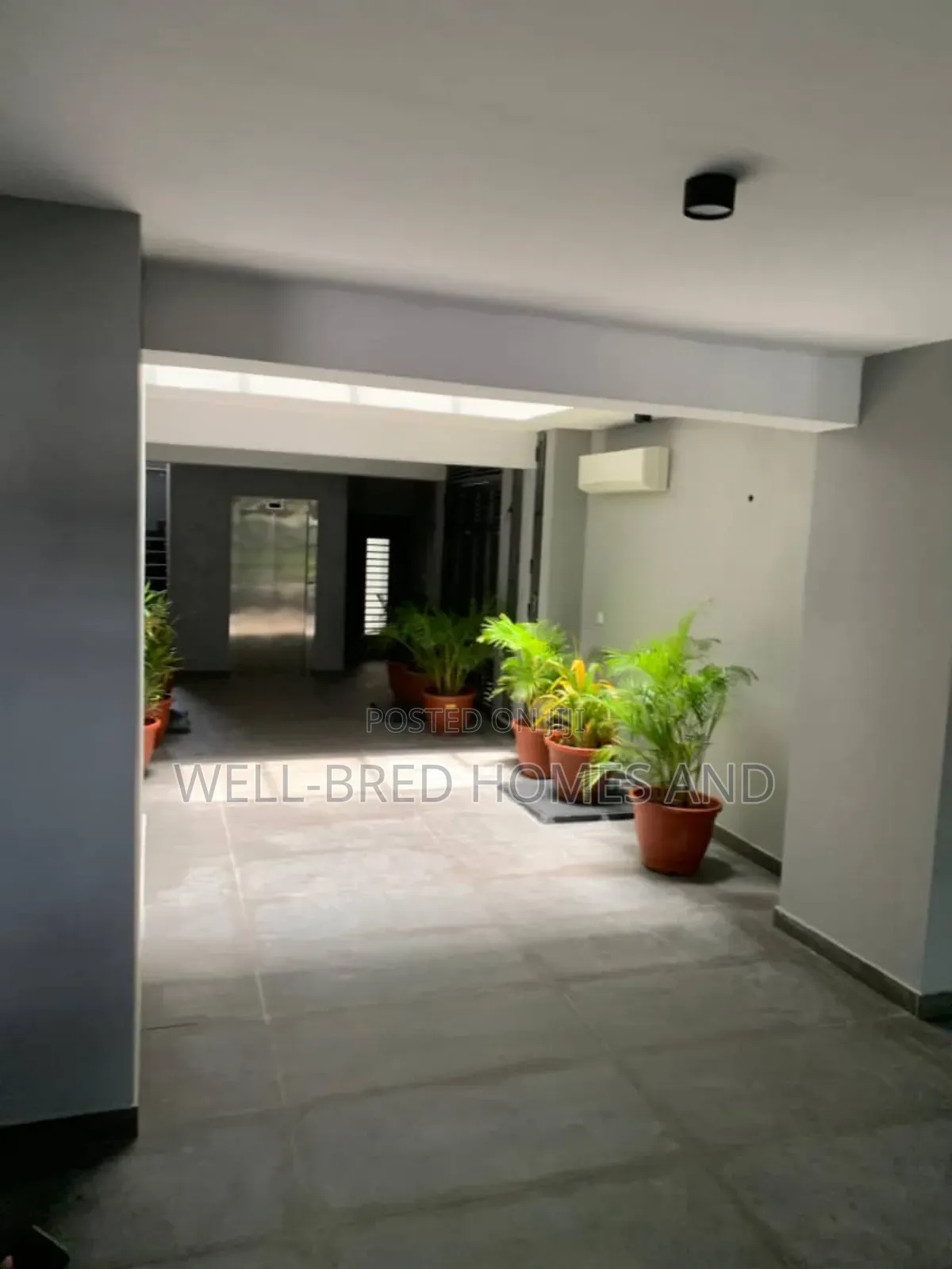 3bdrm Apartment In Lekki Phase 1 For Sale in Lekki Phase 1