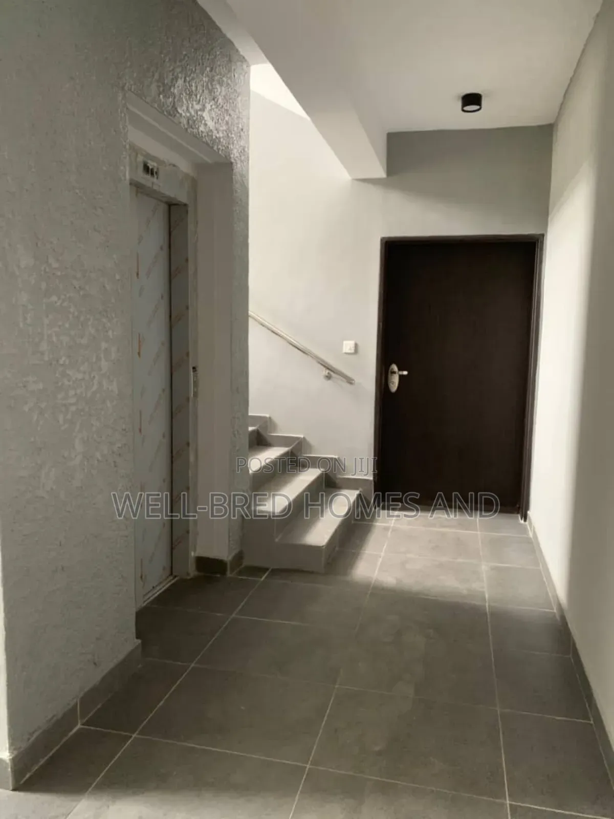 3bdrm Apartment In Lekki Phase 1 For Sale in Lekki Phase 1