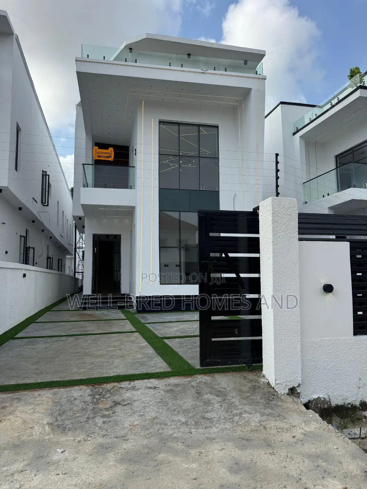 5bdrm Duplex in Lekki for sale in Lekki