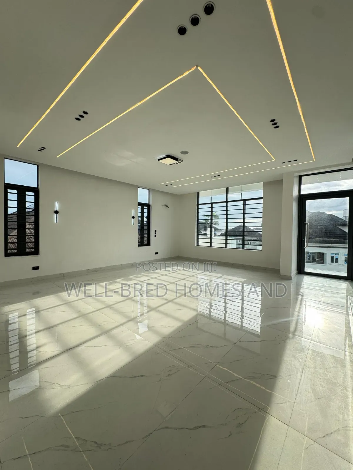 5bdrm Duplex in Chevron Lekki Lagos for sale in Lekki